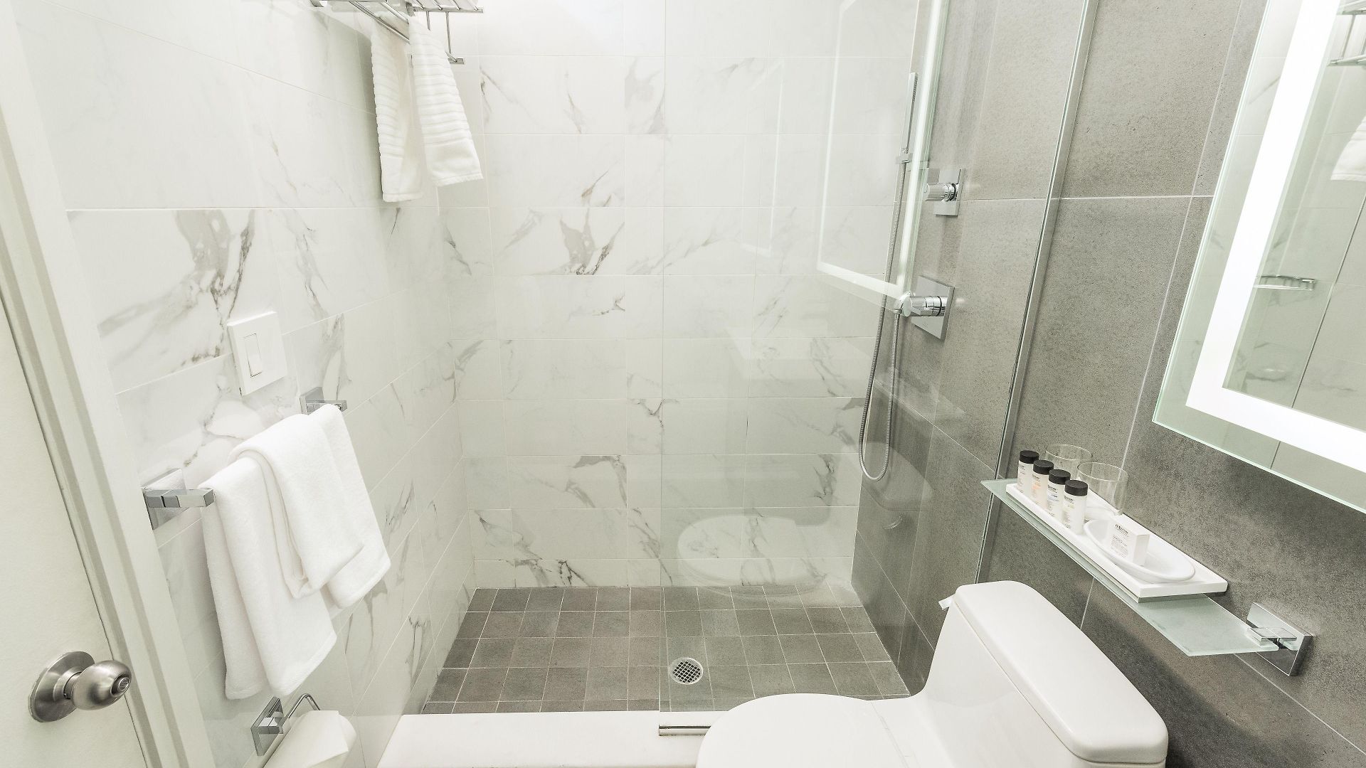 Hotel Moderne 4*