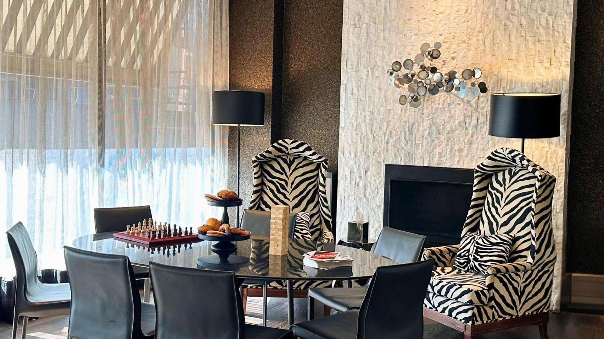 Hotel Moderne 4*