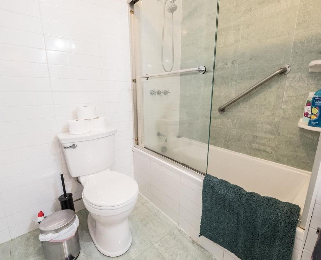 Spacious 4br 2ba With Private Outdoor Space Uws Apartment New York