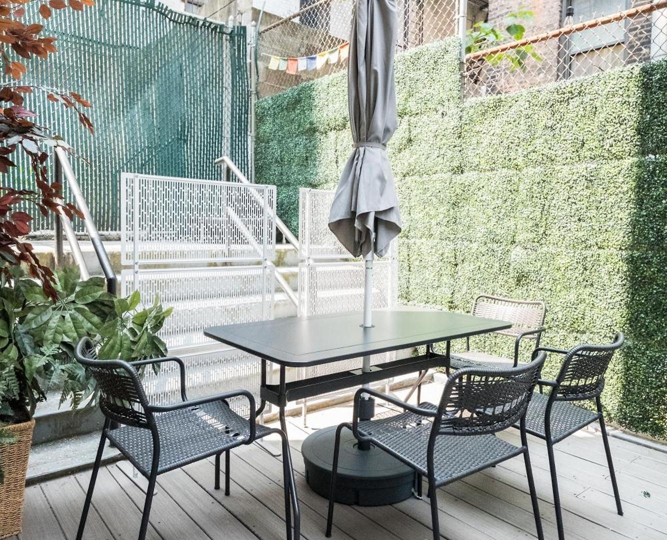 Spacious 4br 2ba With Private Outdoor Space Uws