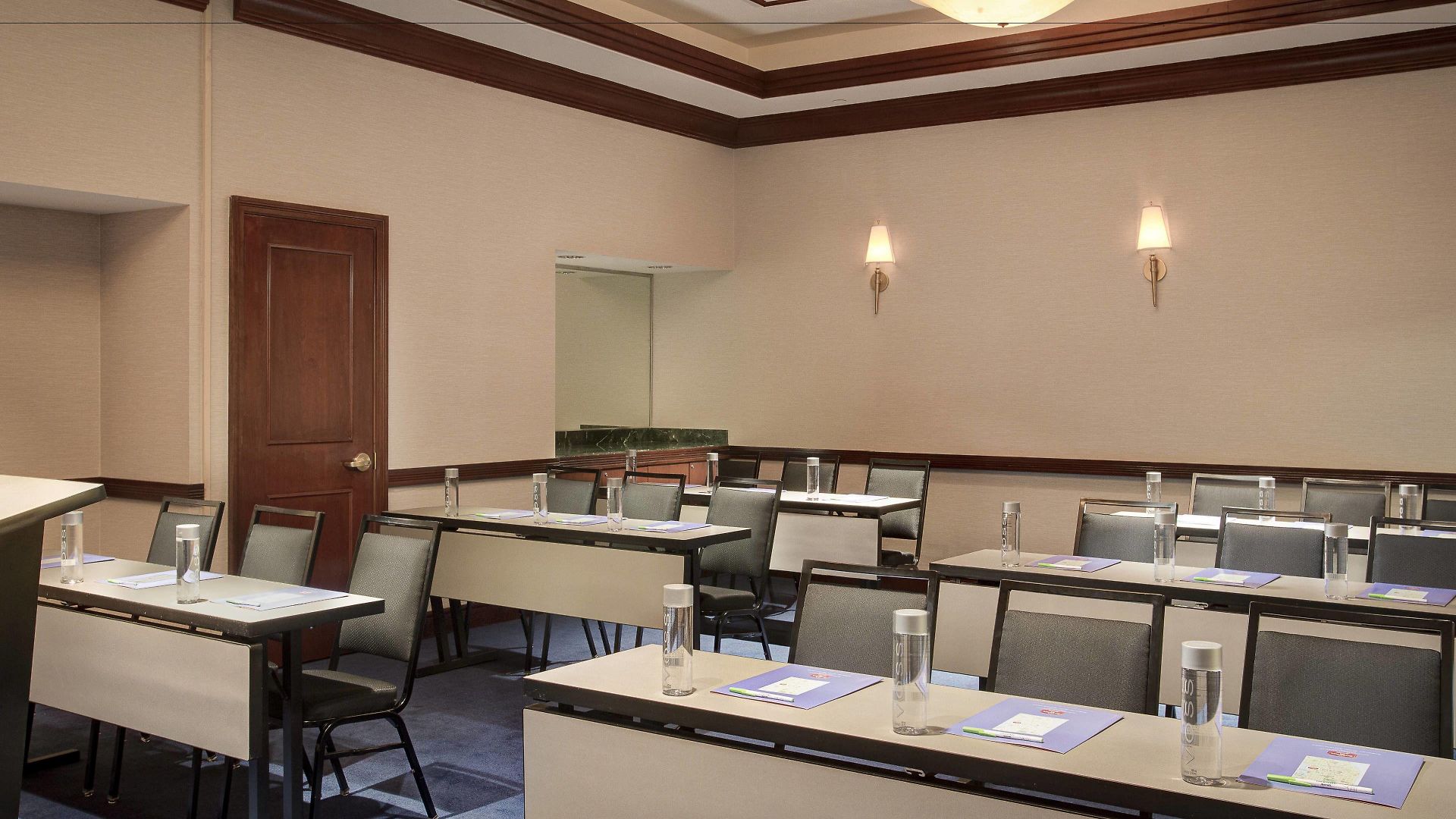 Courtyard Manhattan/times Square Hotel 3*