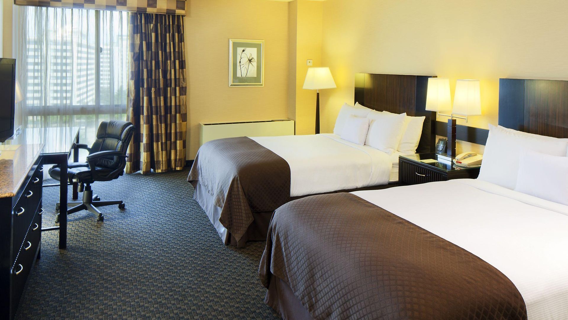Doubletree By Hilton Jfk Airport Hotel New York
