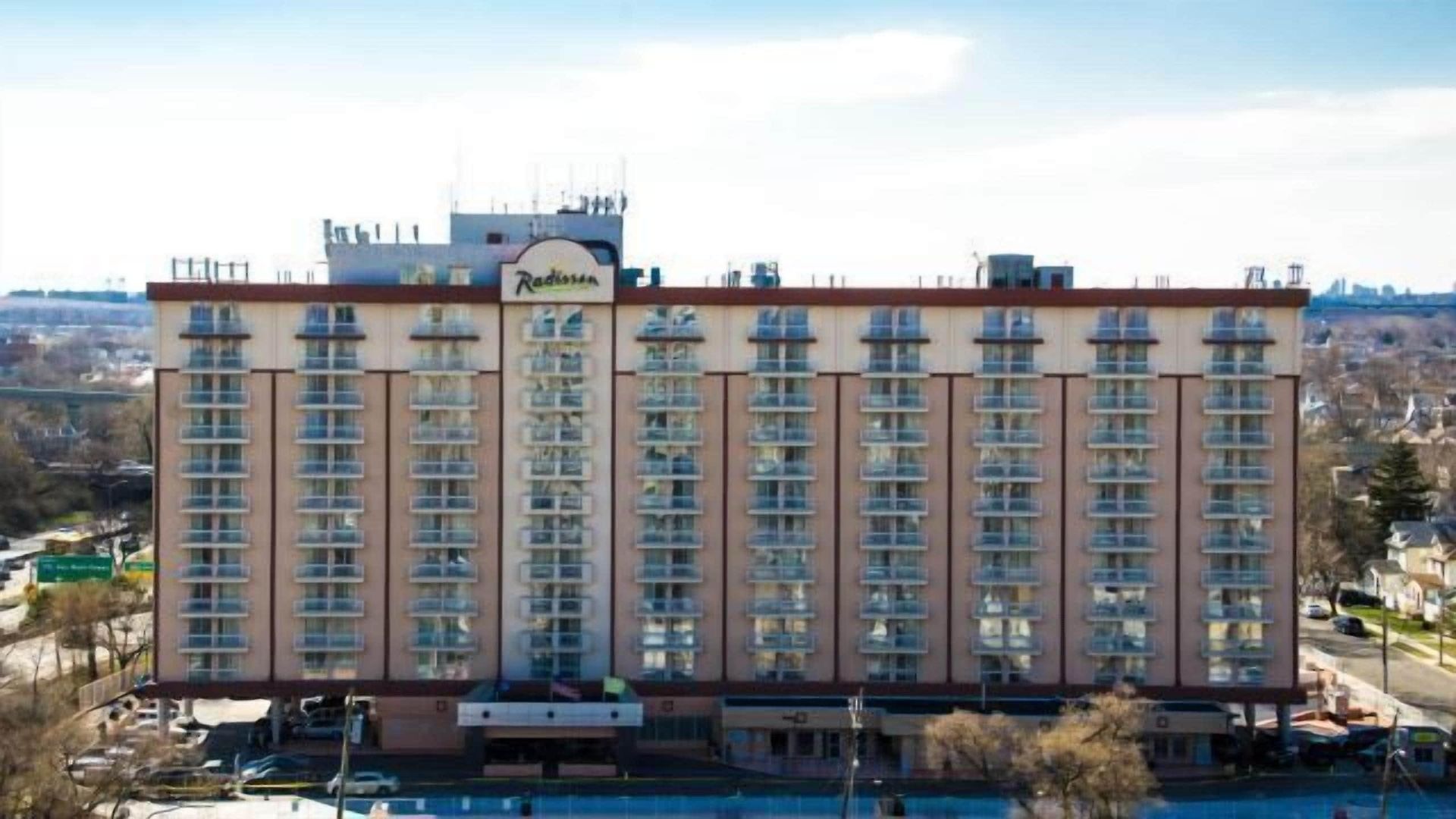 Doubletree By Hilton Jfk Airport Hotel