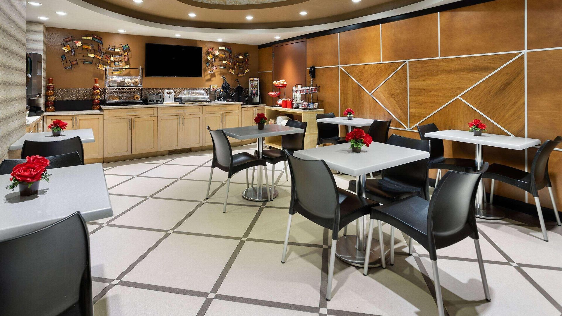 Ramada By Wyndham Bronx Hotel