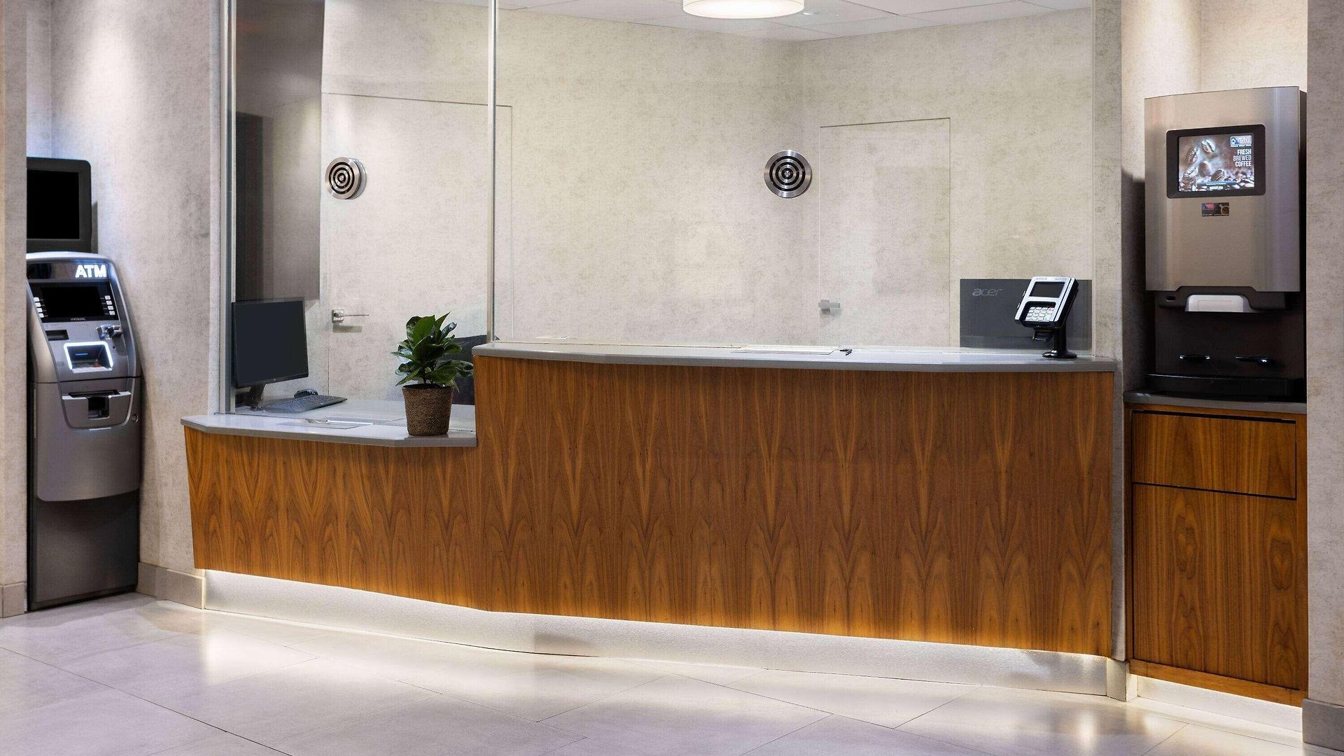 Hotel Ramada By Wyndham Bronx