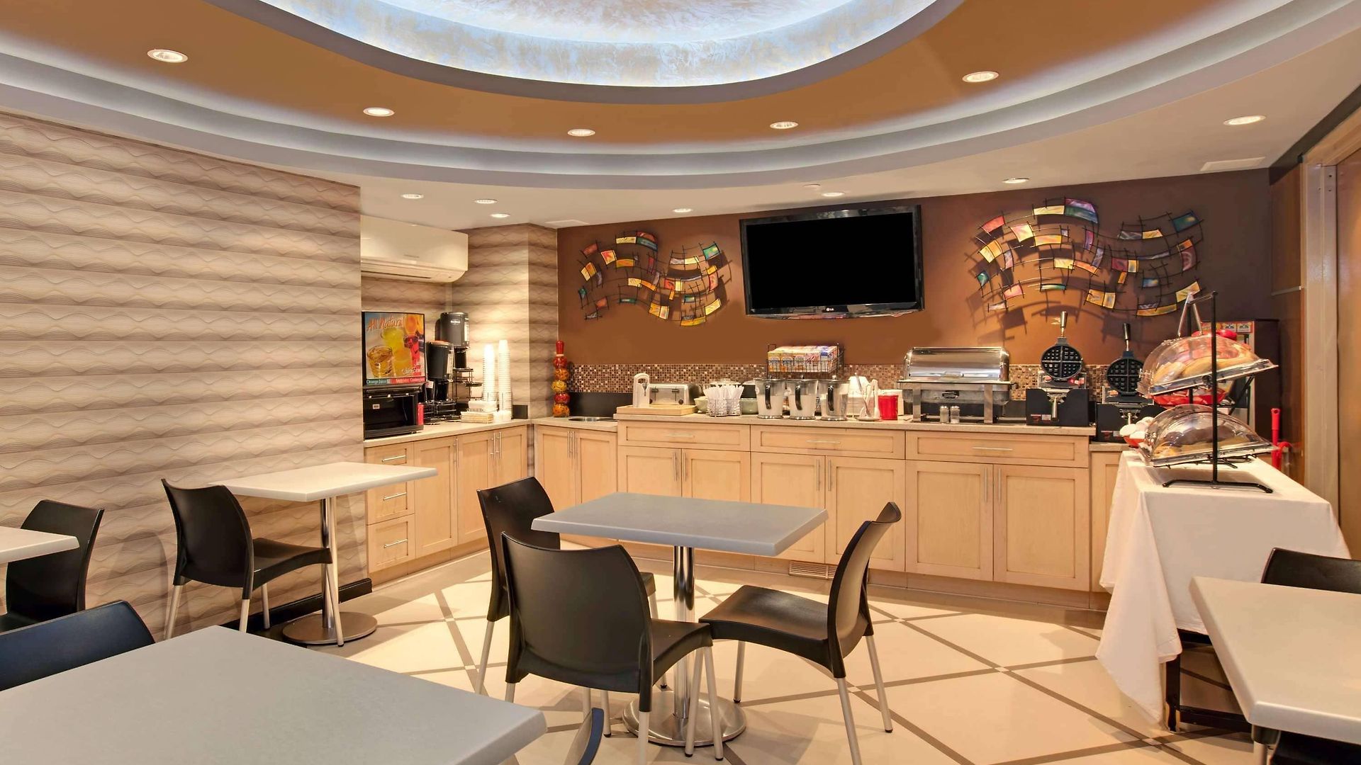 Ramada By Wyndham Bronx Hotel New York