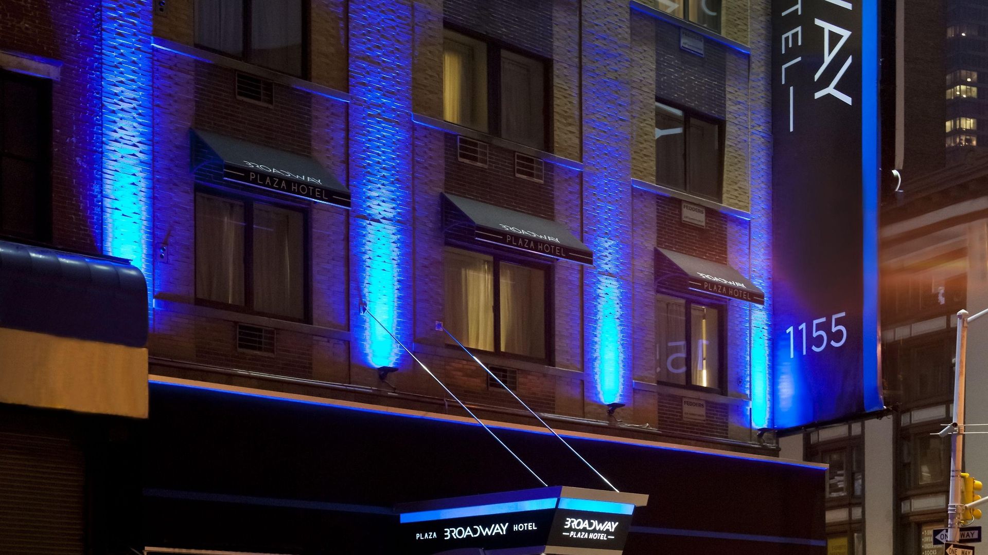 Broadway Plaza Hotel 4*