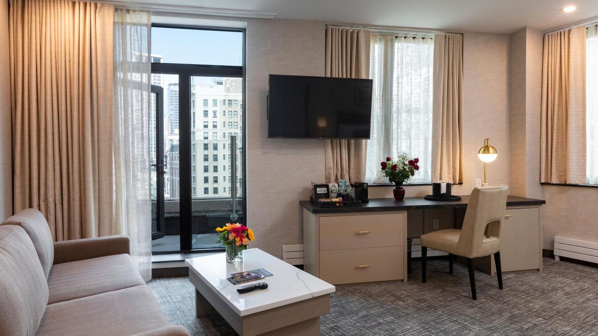 Broadway Plaza Hotel