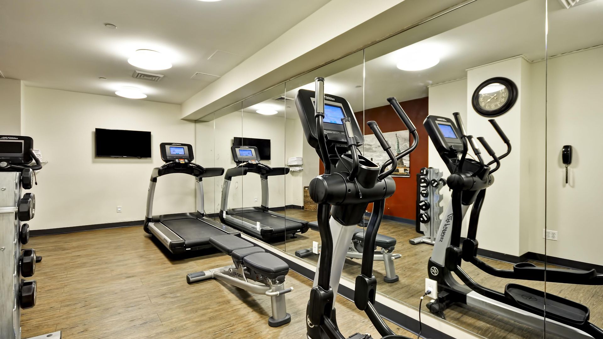 Hotel The Chemists Club 4*