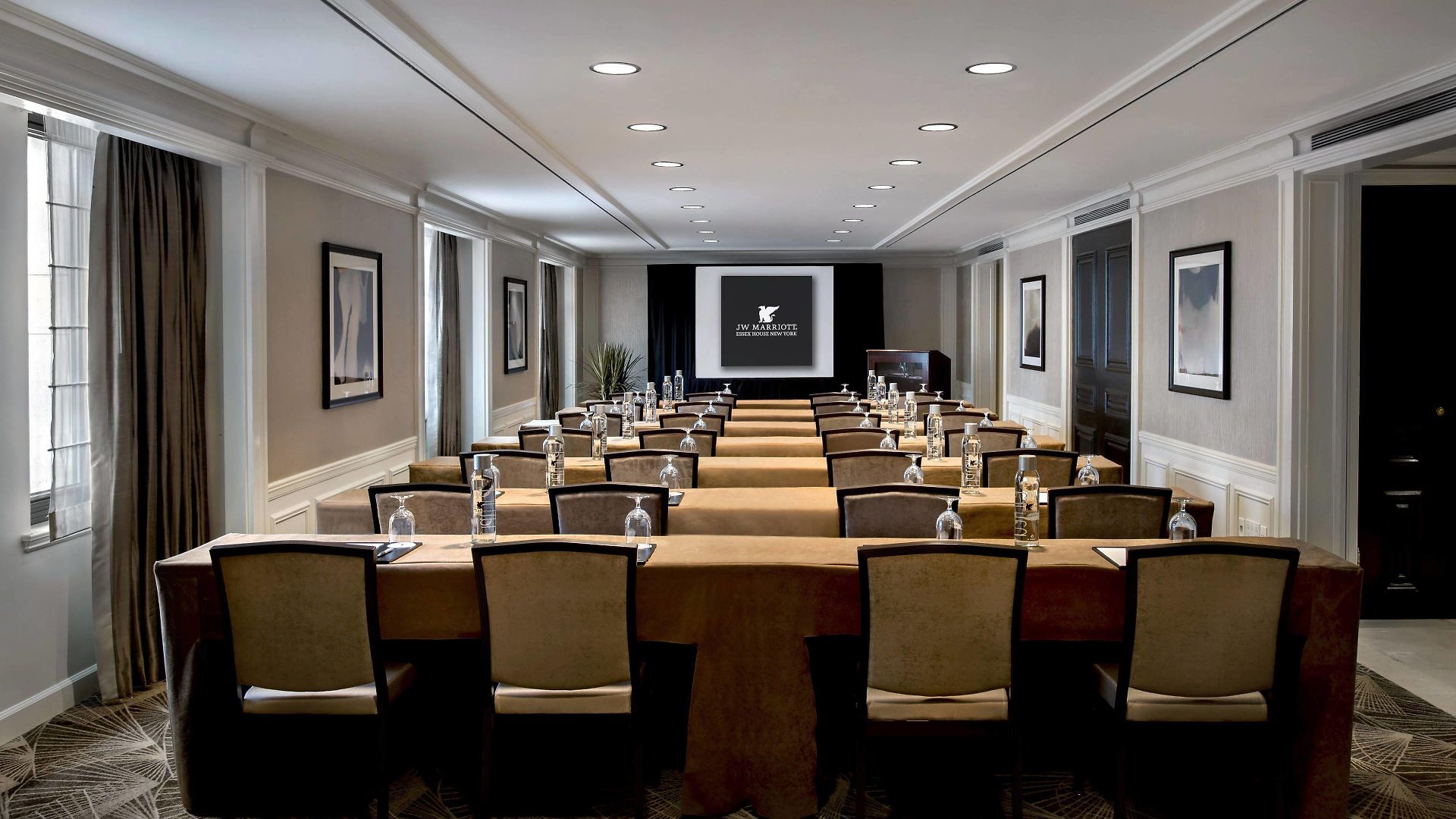 Hotel Jw Marriott Essex House