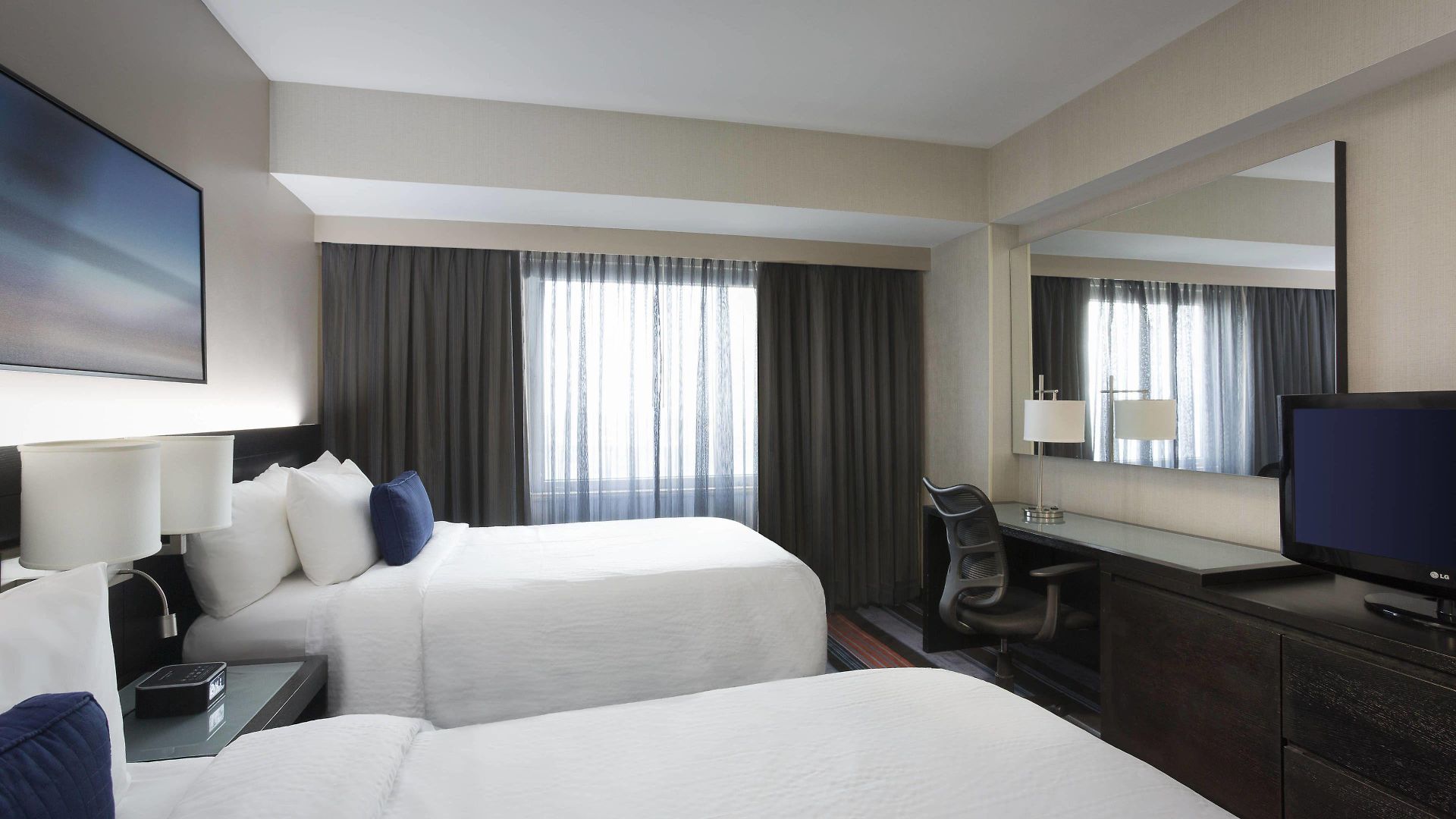 Courtyard By Marriott Jfk Airport 3*