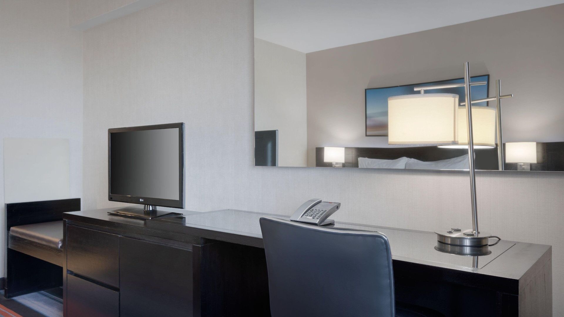 Courtyard By Marriott Jfk Airport Hotel New York