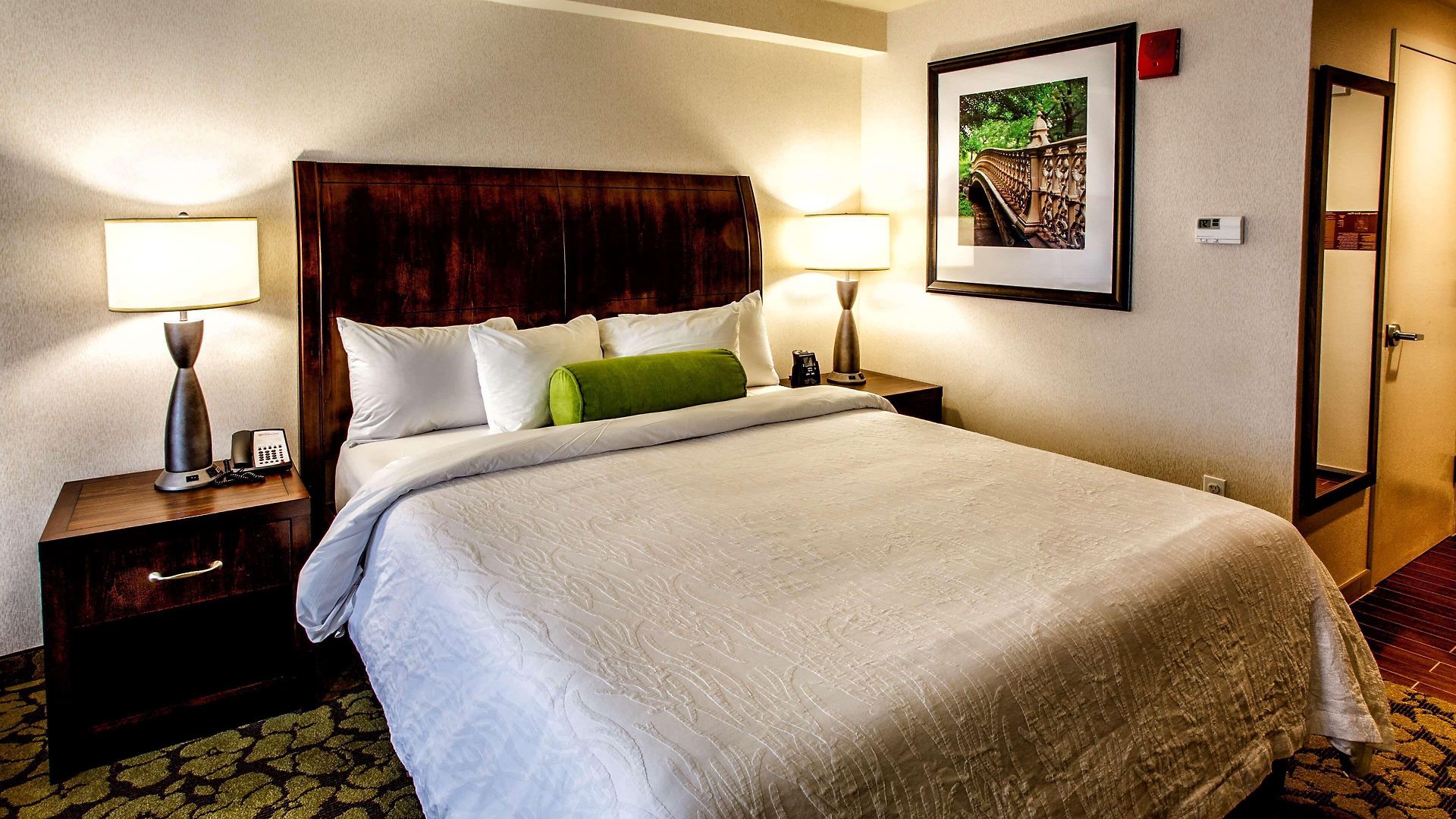 Hilton Garden New York/staten Island 3*