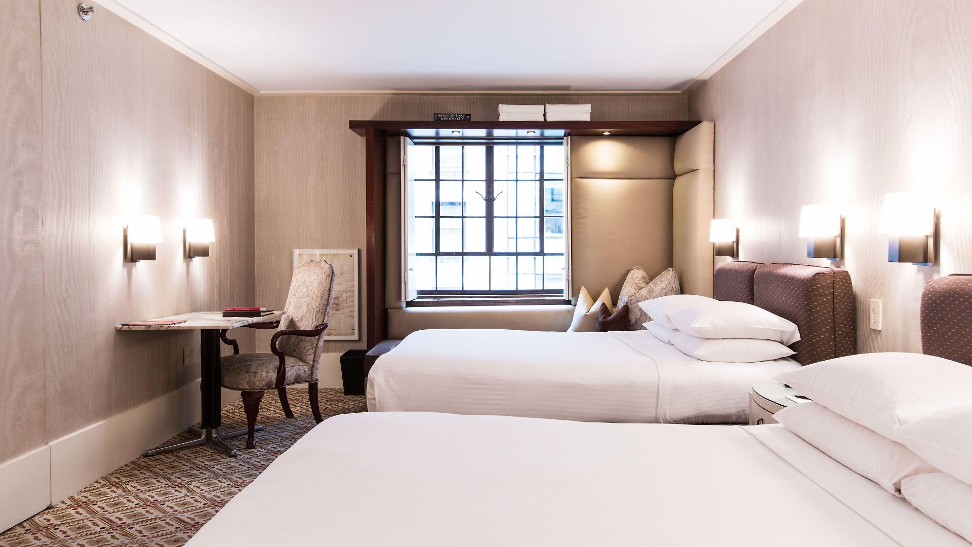 Club Hotel 4*