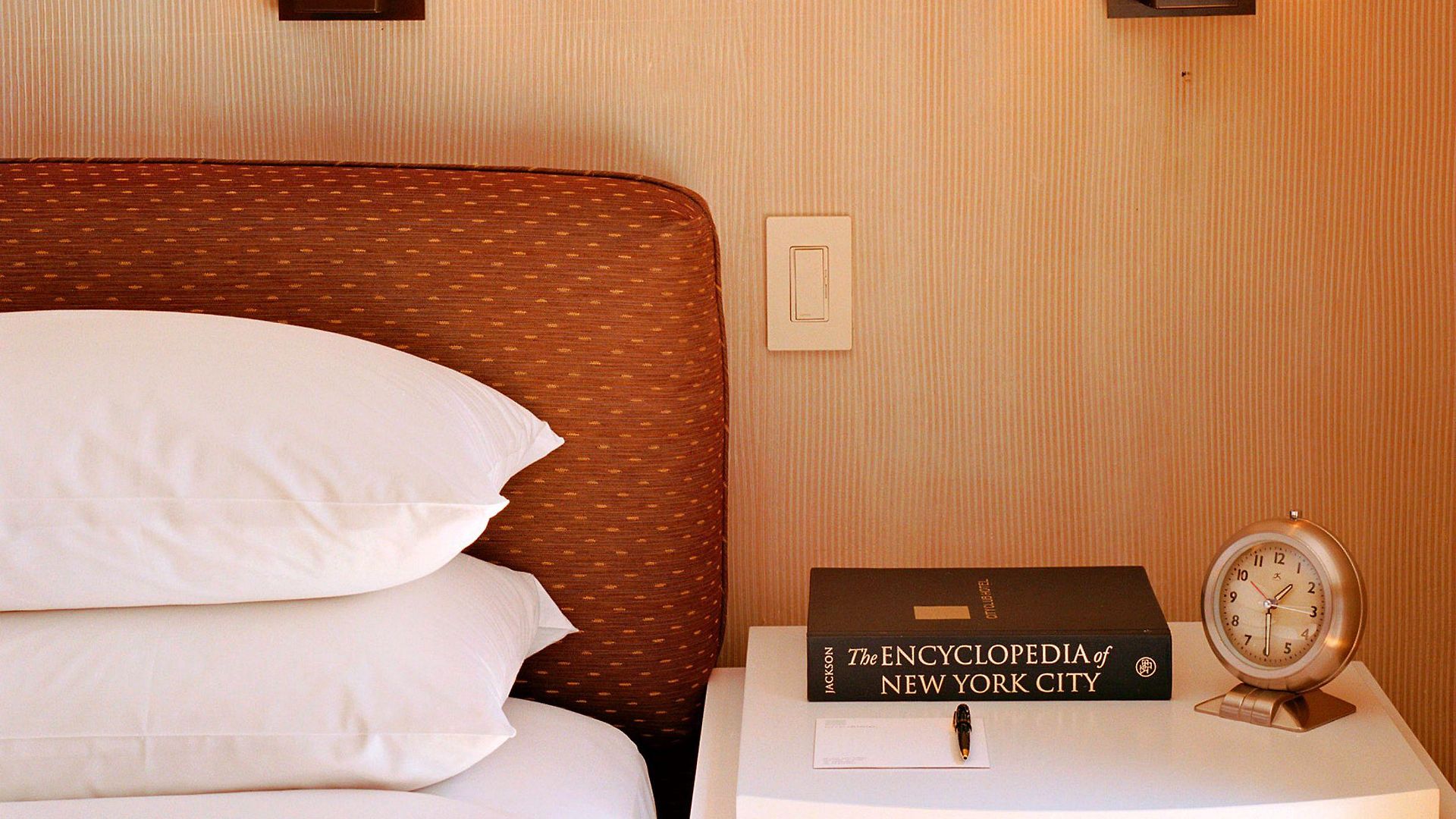 Club Hotel 4*