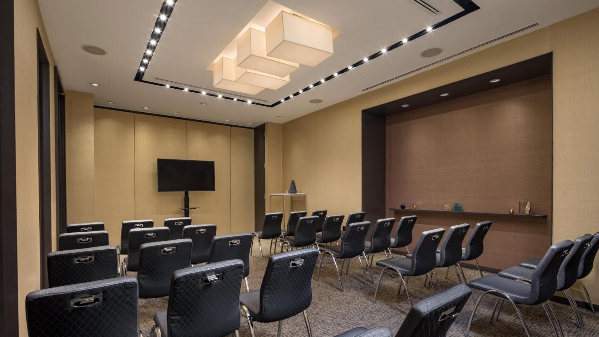 Hotel W - Times Square 4*