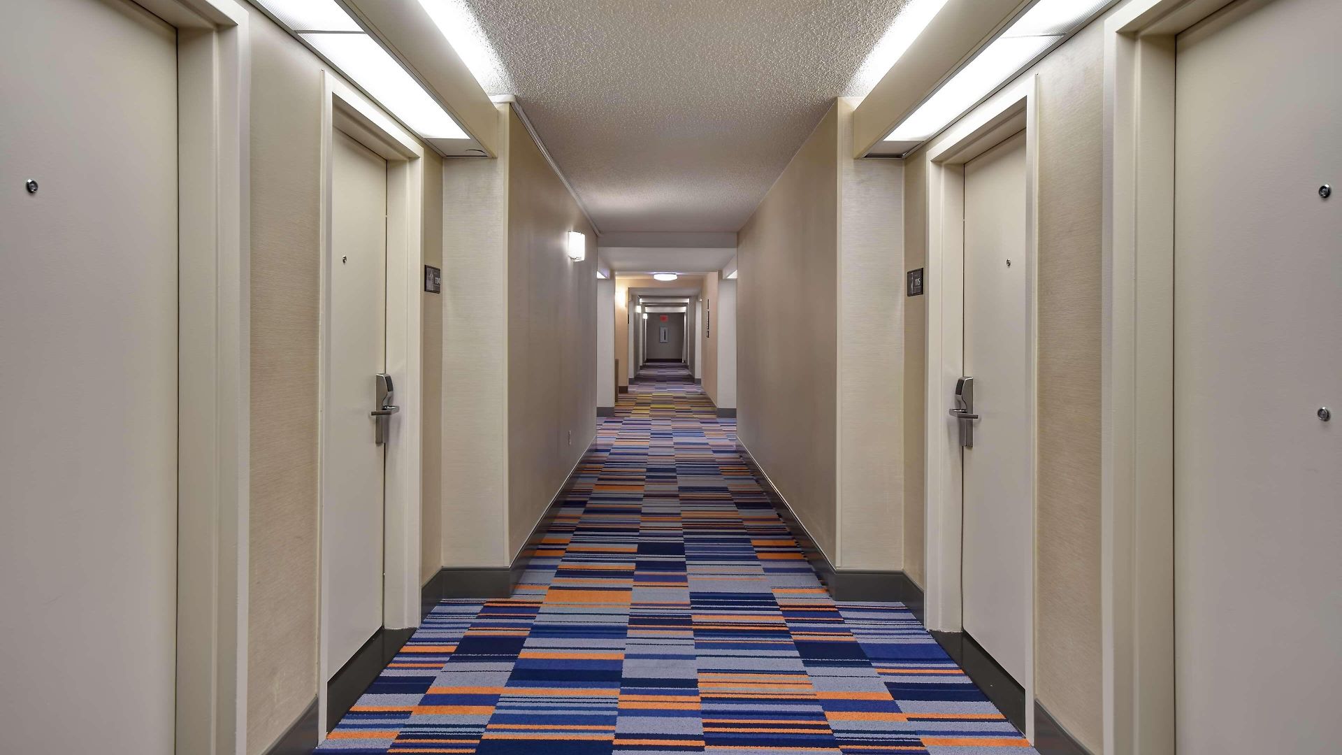 Hampton Ny-jfk Hotel 3*
