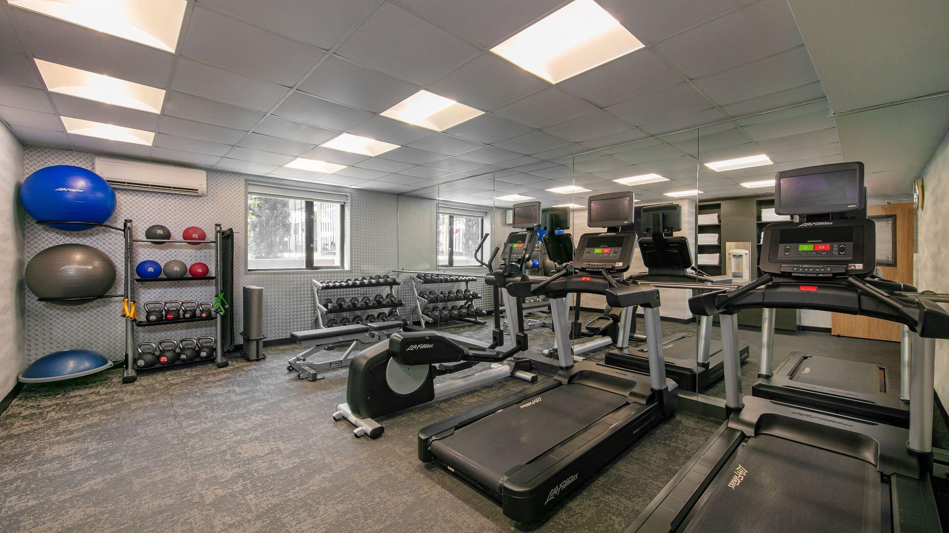 Fairfield By Marriott Jfk Airport Hotel