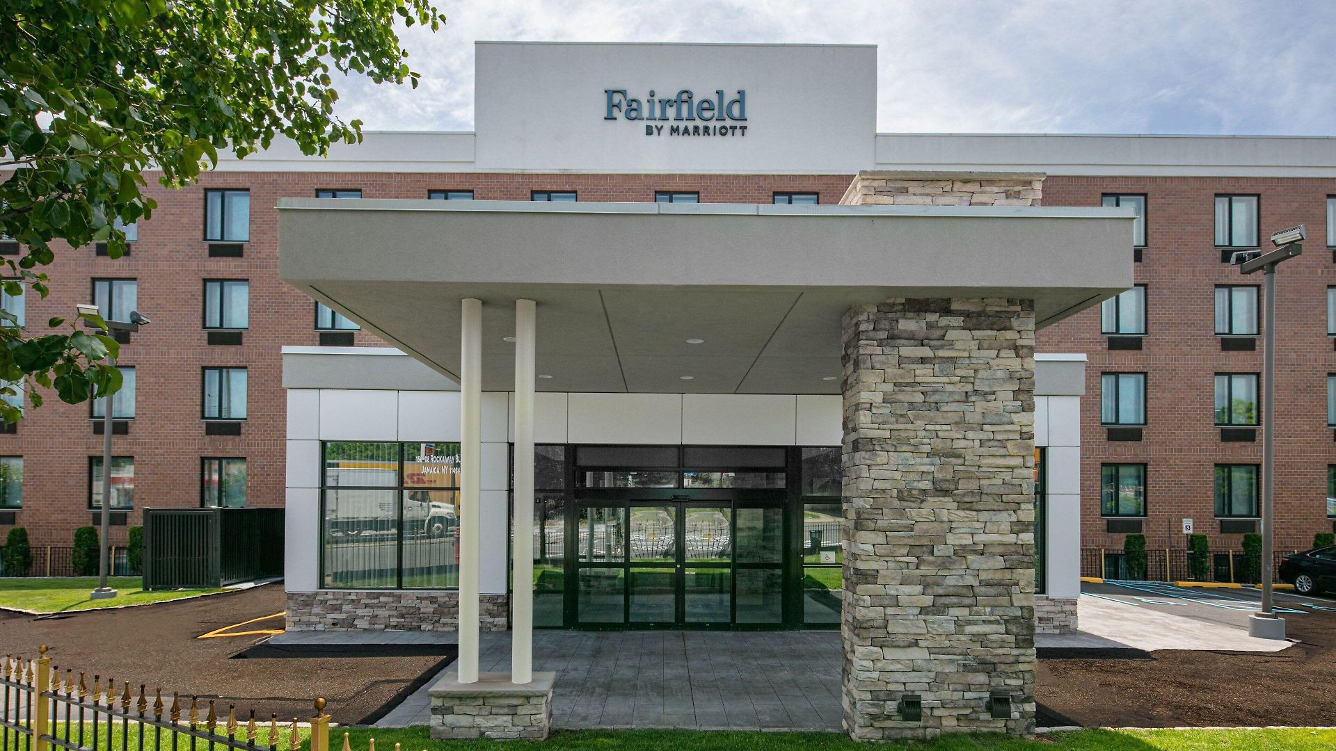 Fairfield By Marriott Jfk Airport Hotel New York