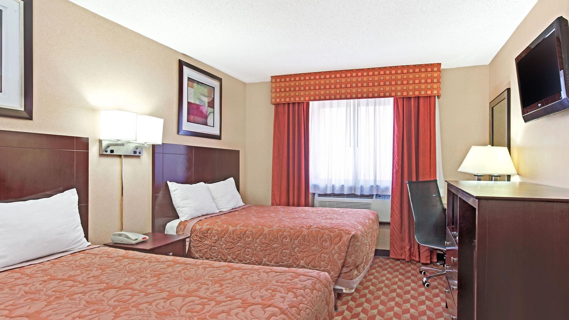 Hotel Super 8 By Wyndham Long Island Lga 2*