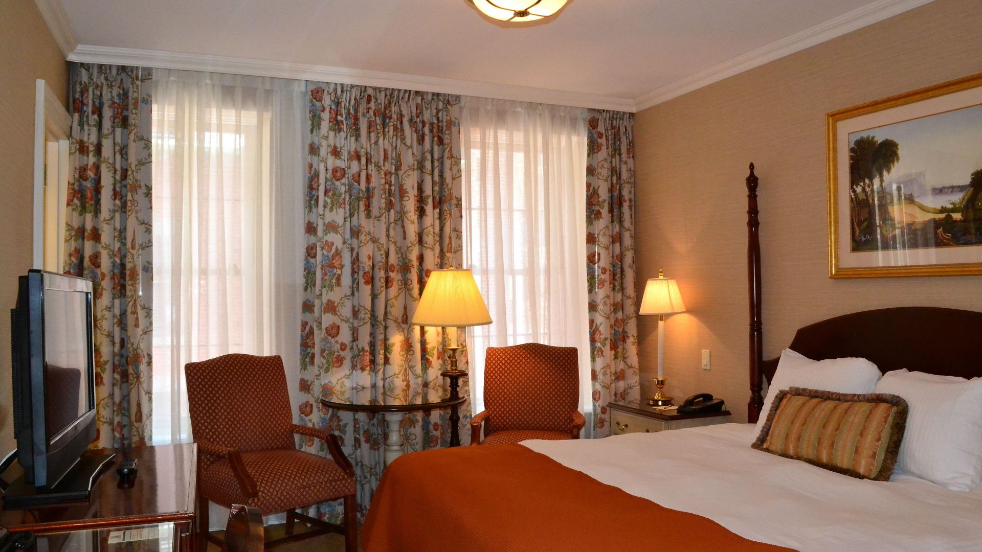 Hotel The Street 3*