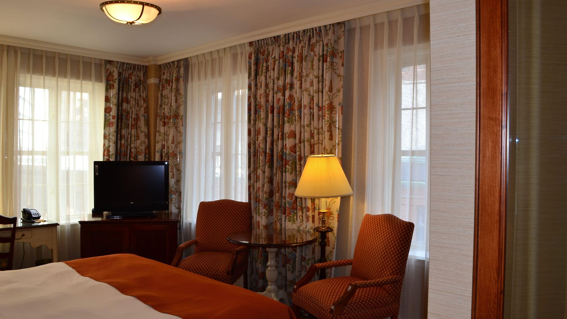 Hotel The Street 3*