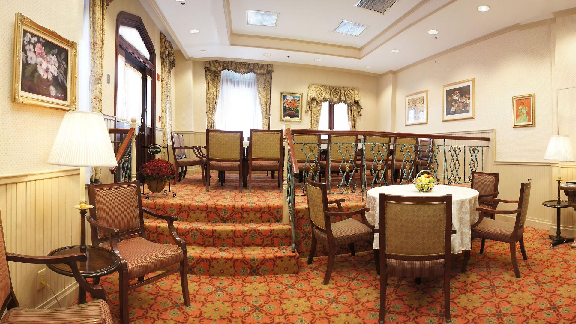 Hotel The Street 3*