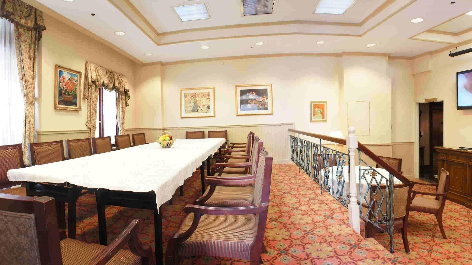 The Street Hotel 3*