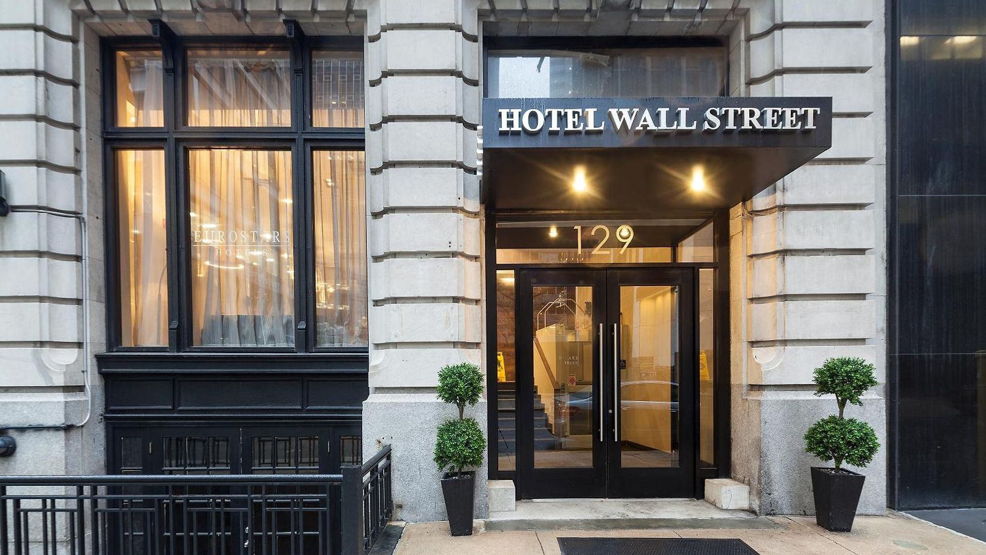 Eurostars Street Hotel 4*