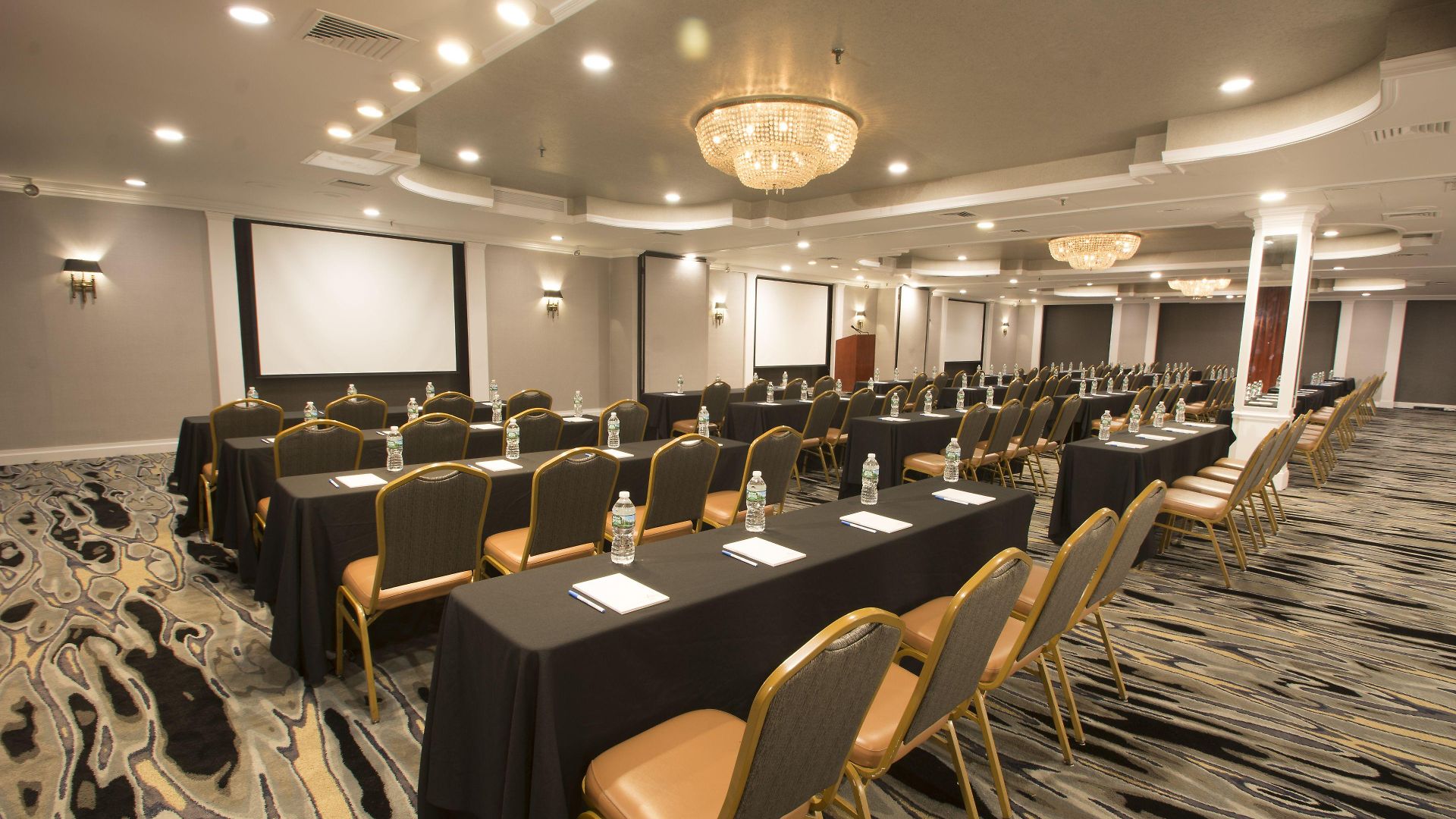 Adria And Conference Center Hotel New York