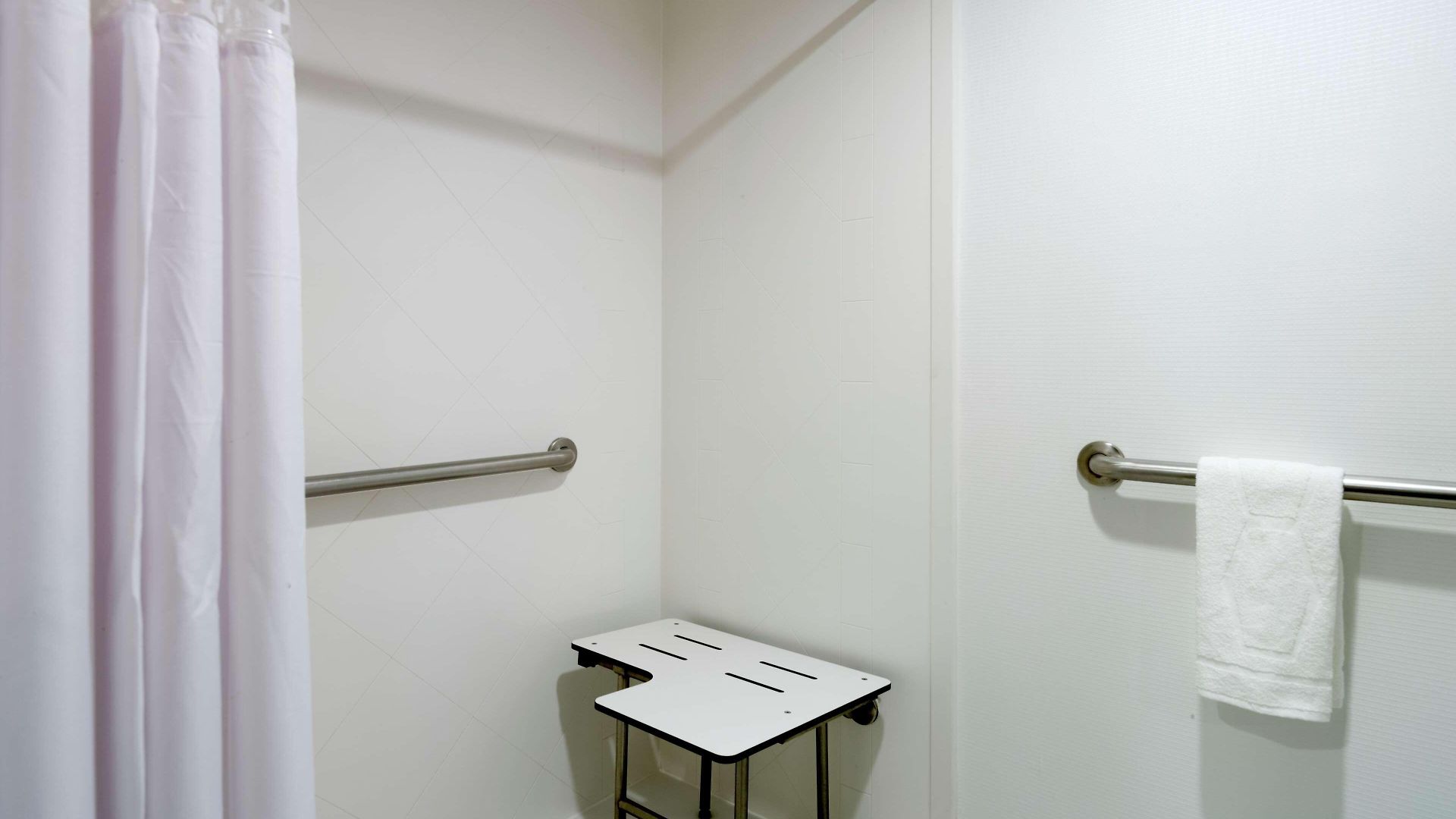 Hilton Garden Queens Jfk 3*