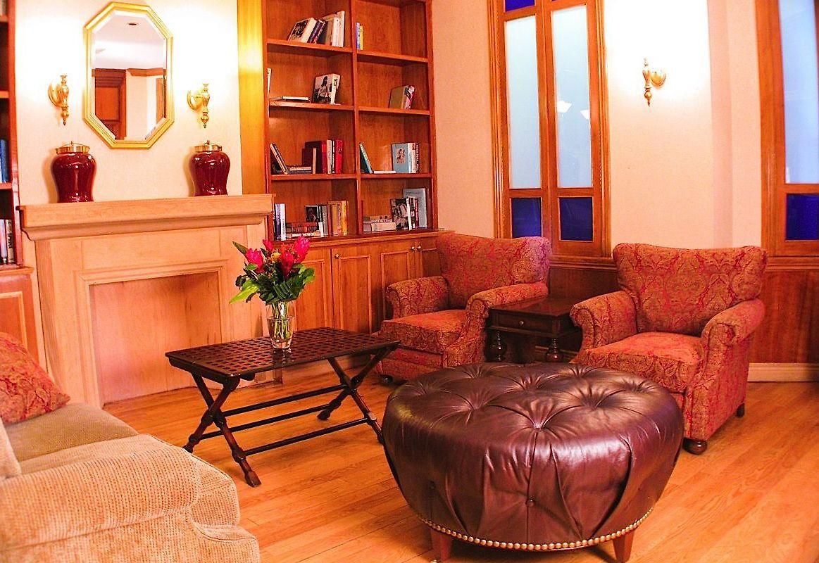 Hotel St. 2*