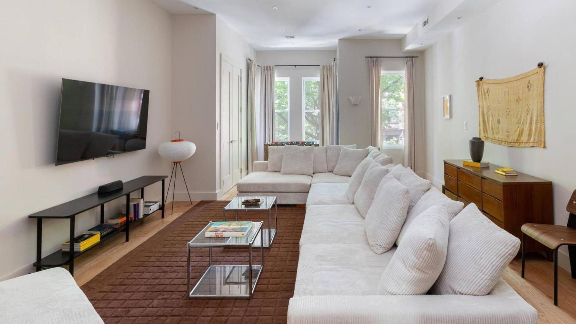 Massive Nyc Brownstone Wpatio * New York