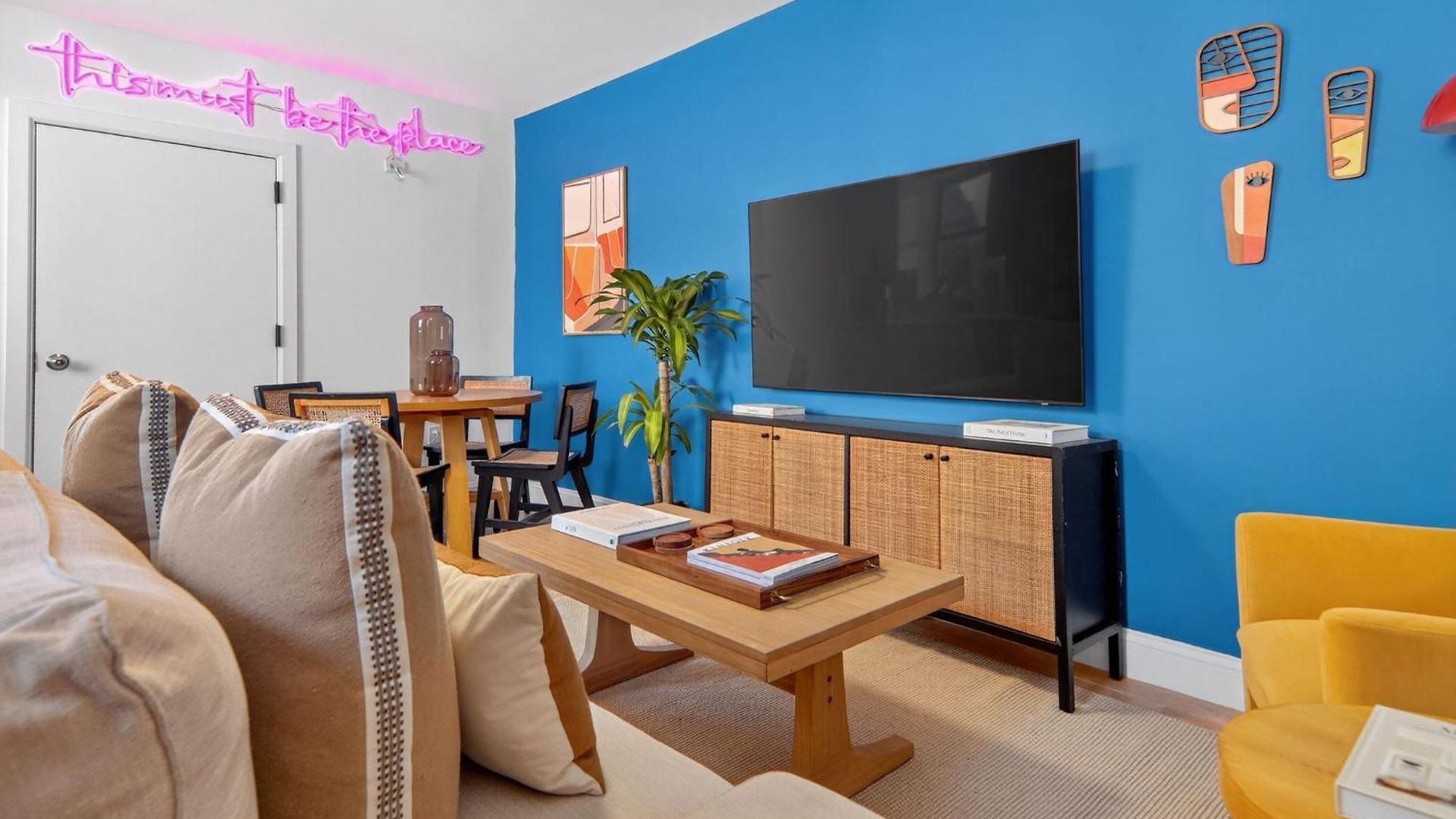 Spacious 3bedroom With Ac Near Mccarren Park Brooklyn
