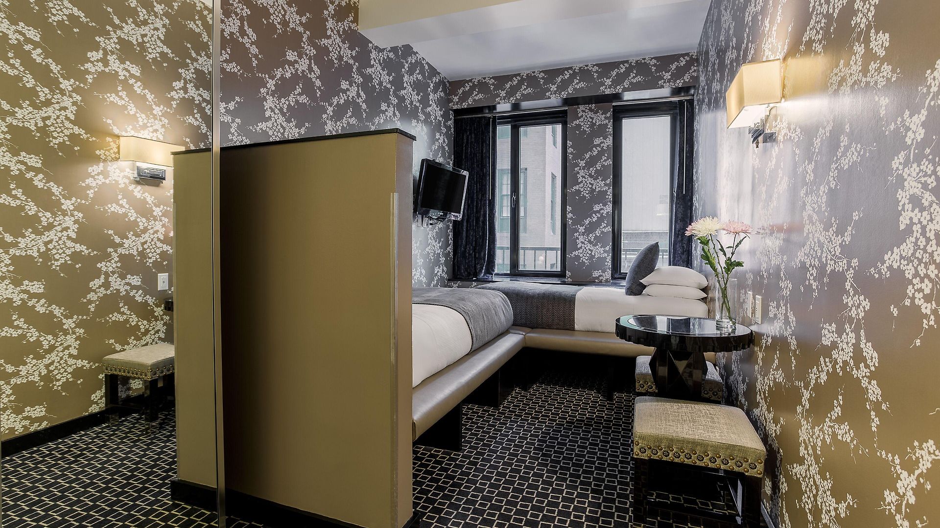 Hotel 45 Times Square 3*