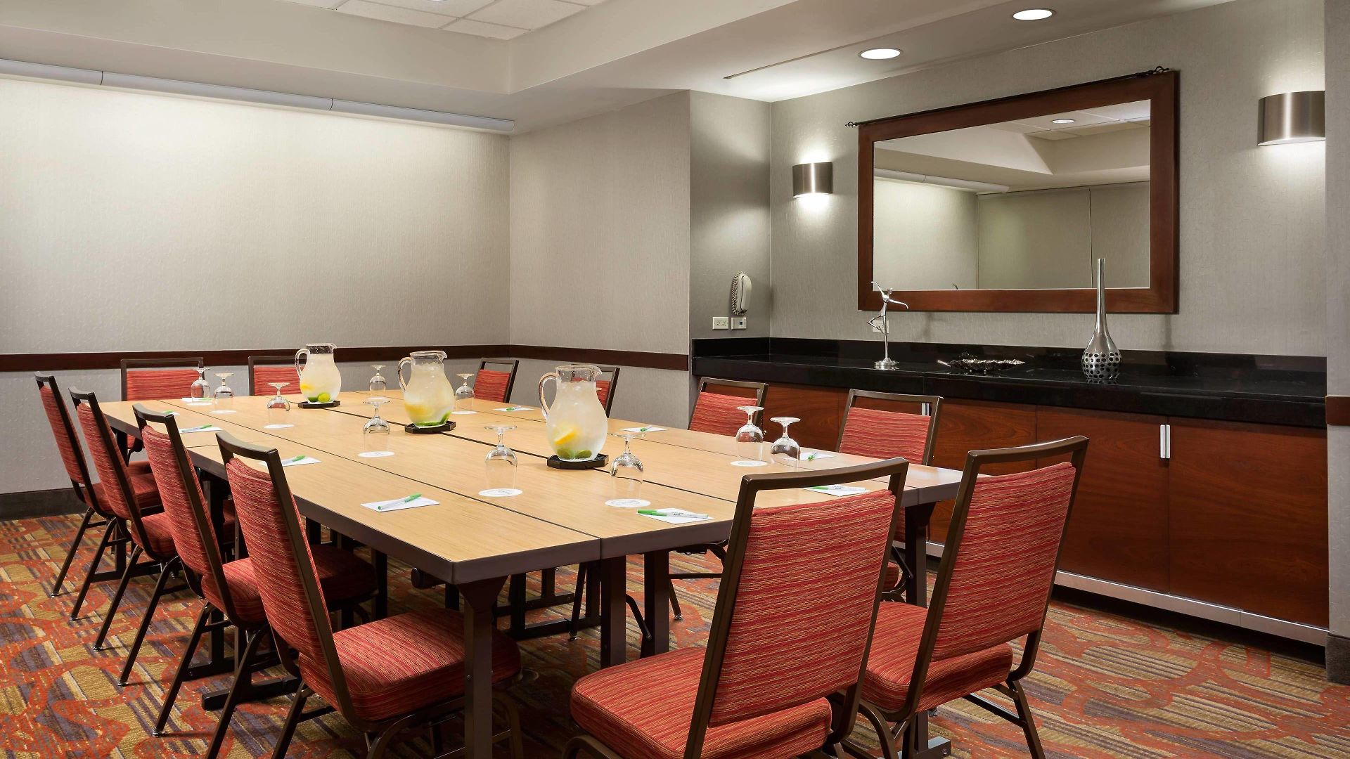 Courtyard By Marriott Manhattan Upper East Side