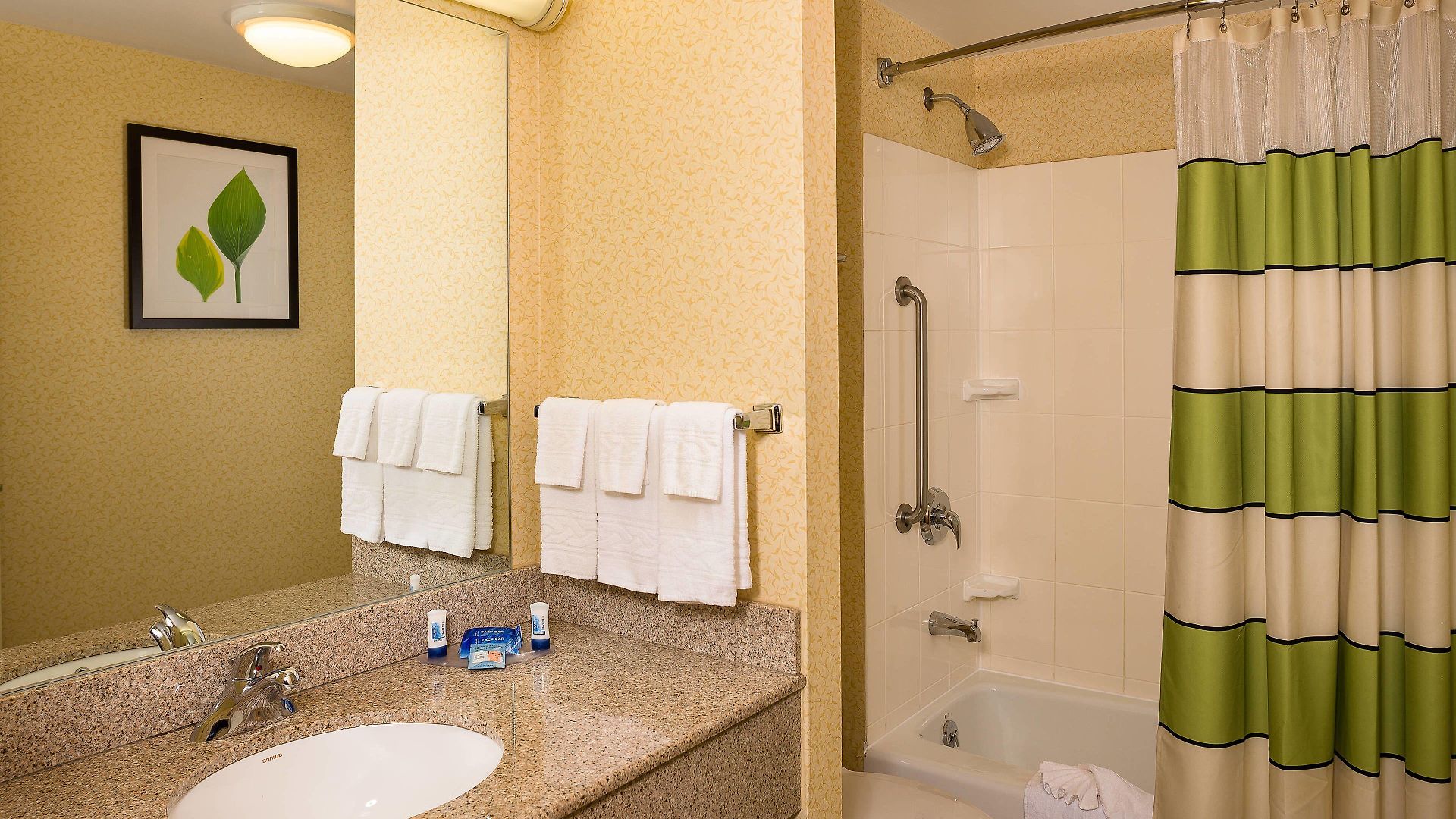 Hotel Fairfield By Marriott Laguardia Airport/flushing