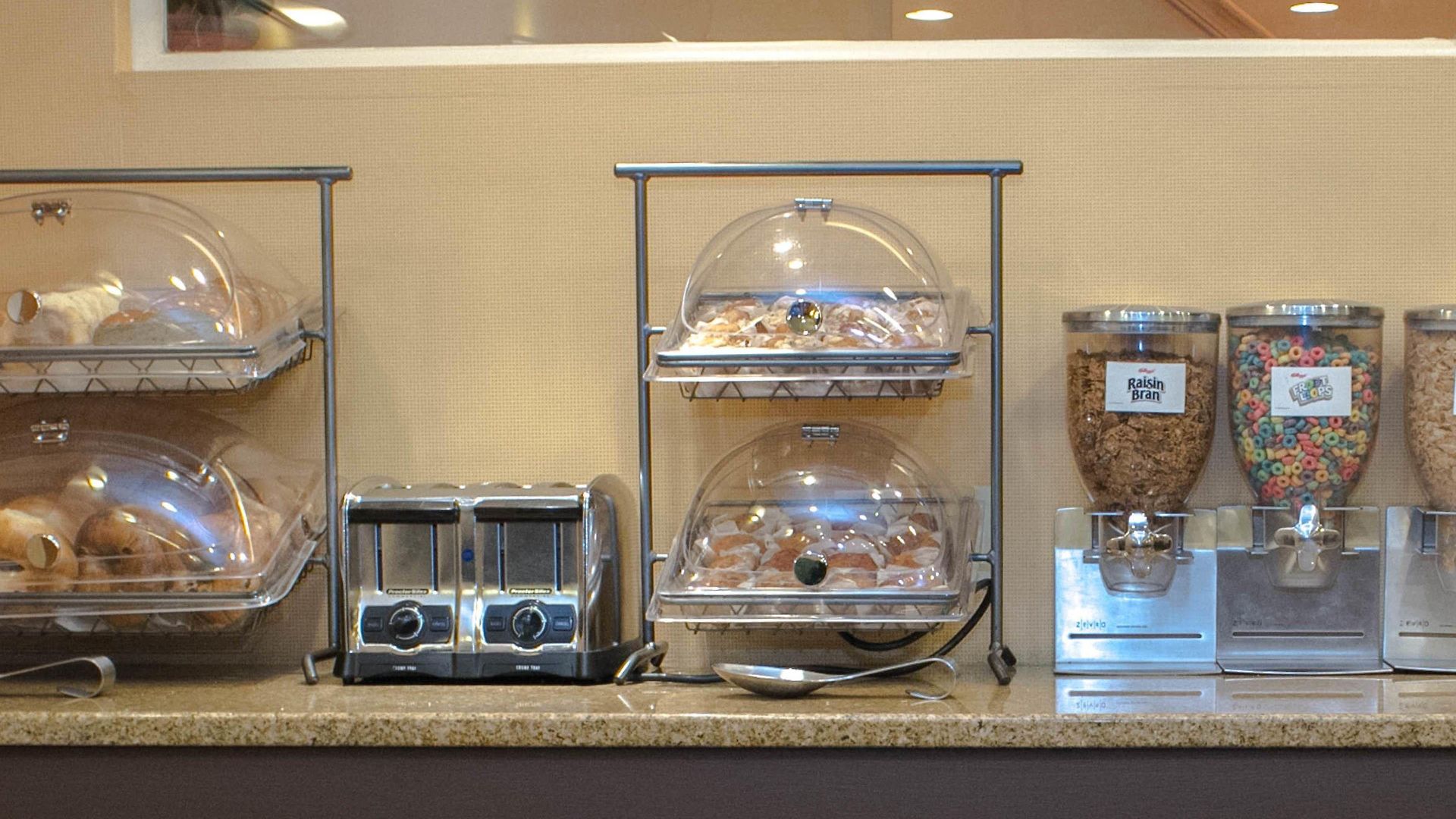 Hotel Fairfield By Marriott Laguardia Airport/flushing New York
