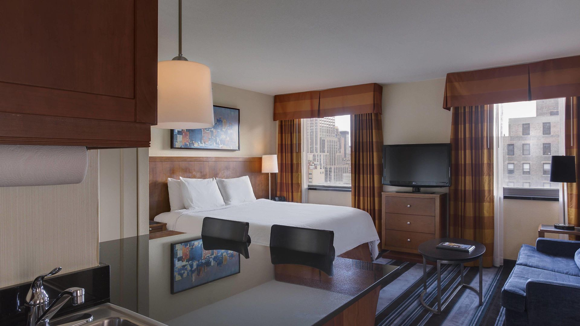 By Marriott Manhattan/times Square Hotel 4*