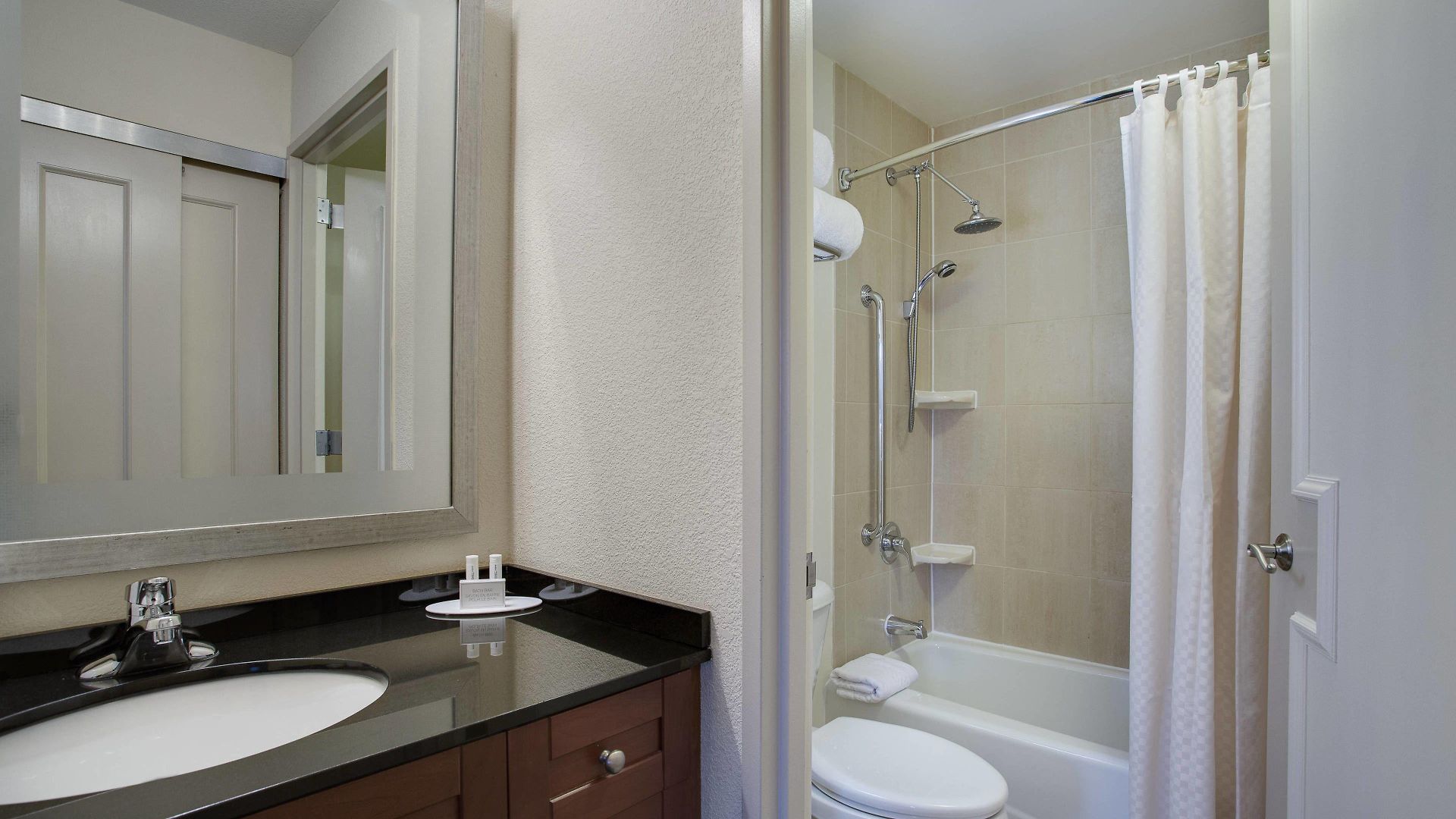By Marriott Manhattan/times Square 4* New York