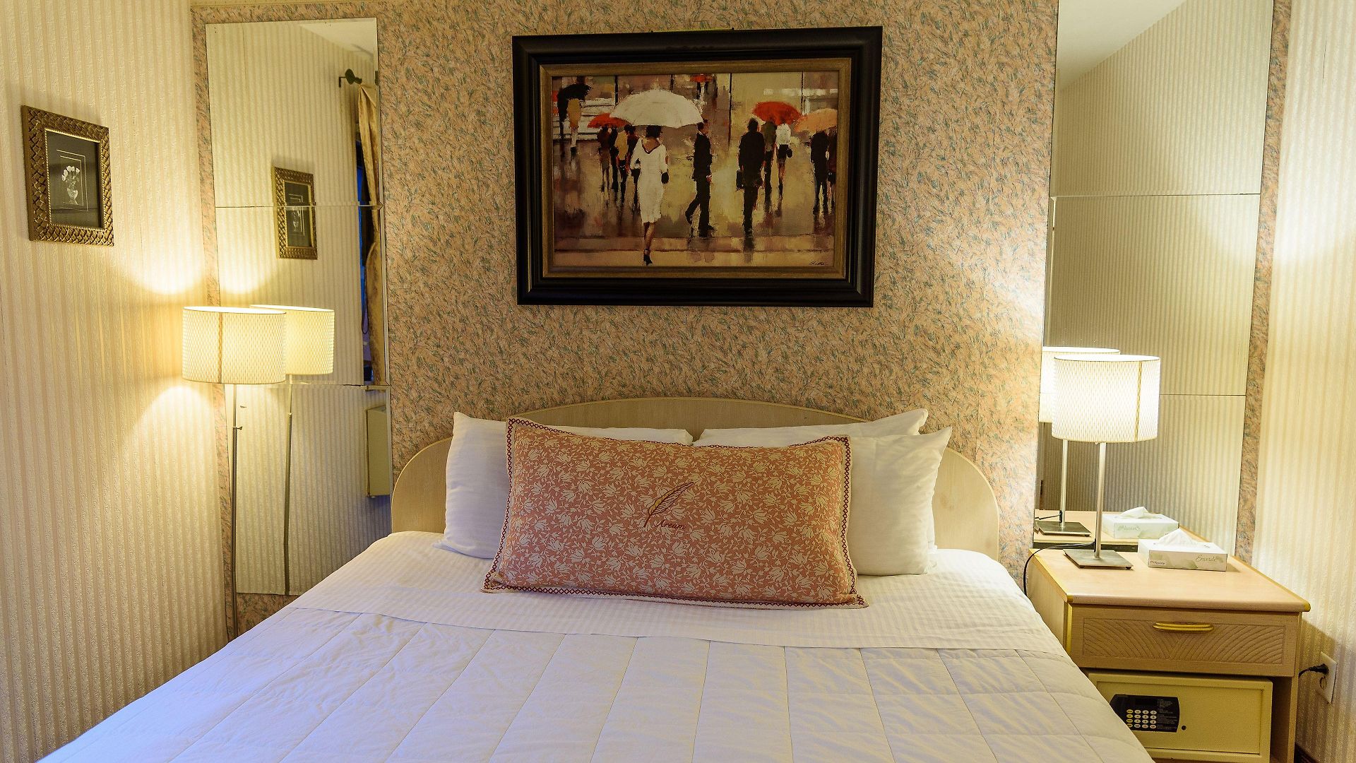 Hotel Flushing 88