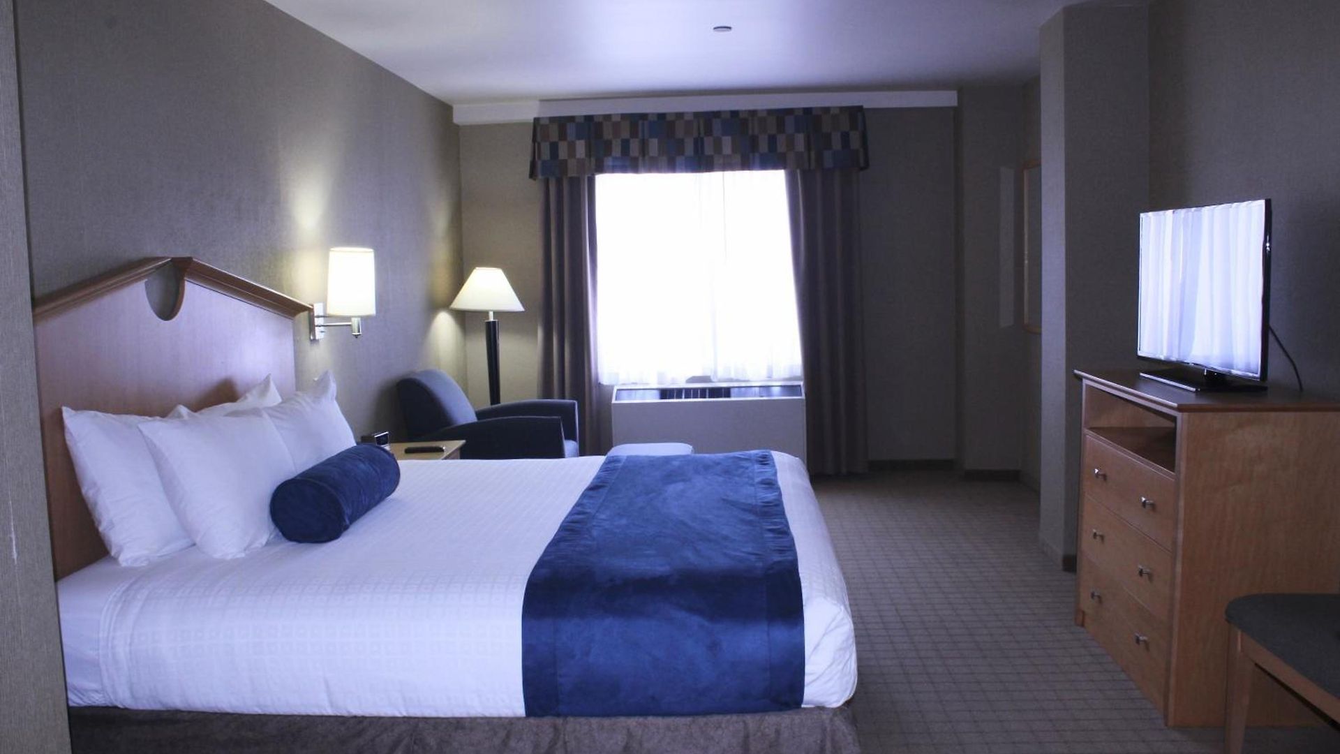 Marco Laguardia & Hotel 3*