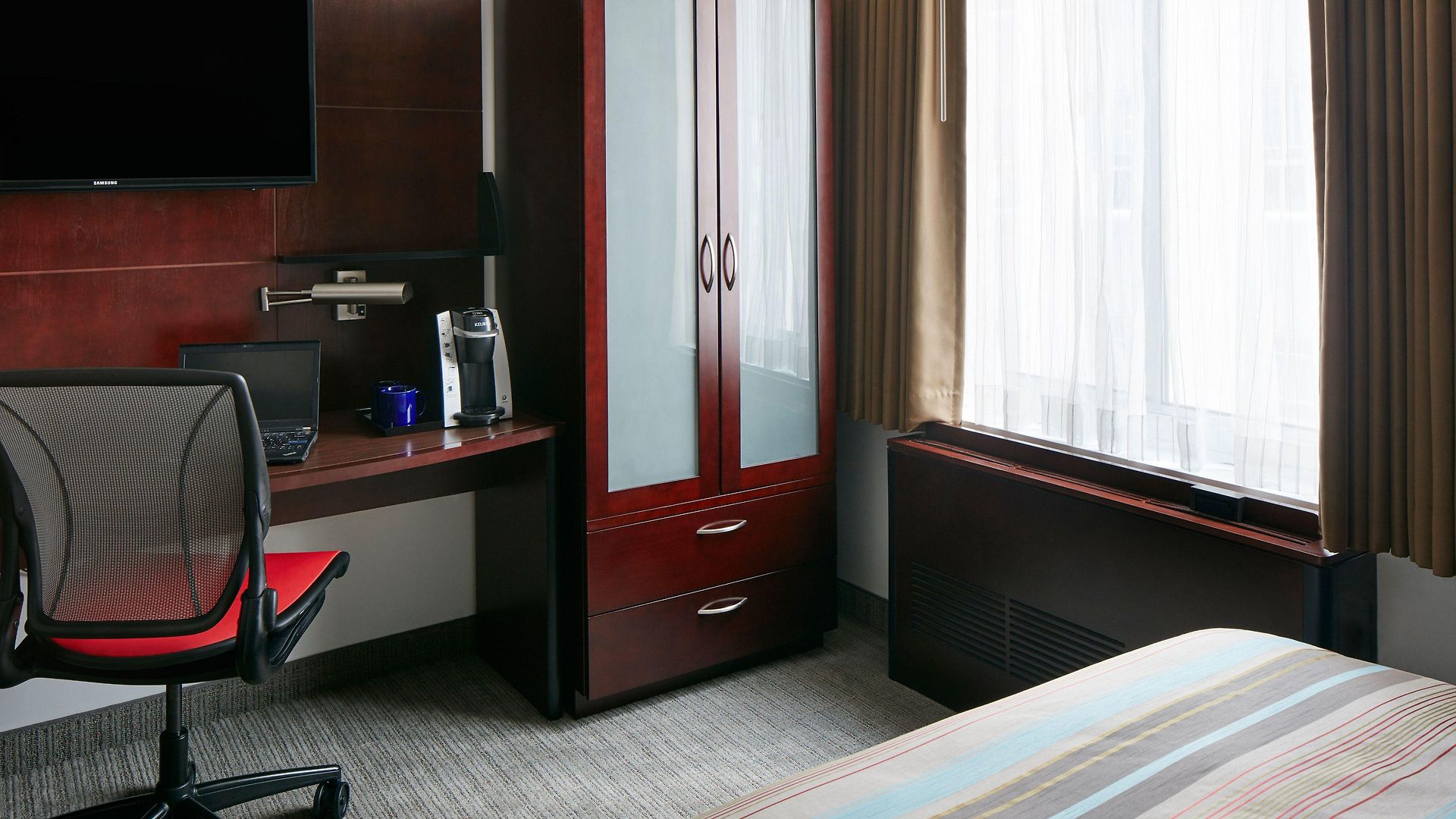 Hotel Doubletree By Hilton Midtown Fifth Ave 4*