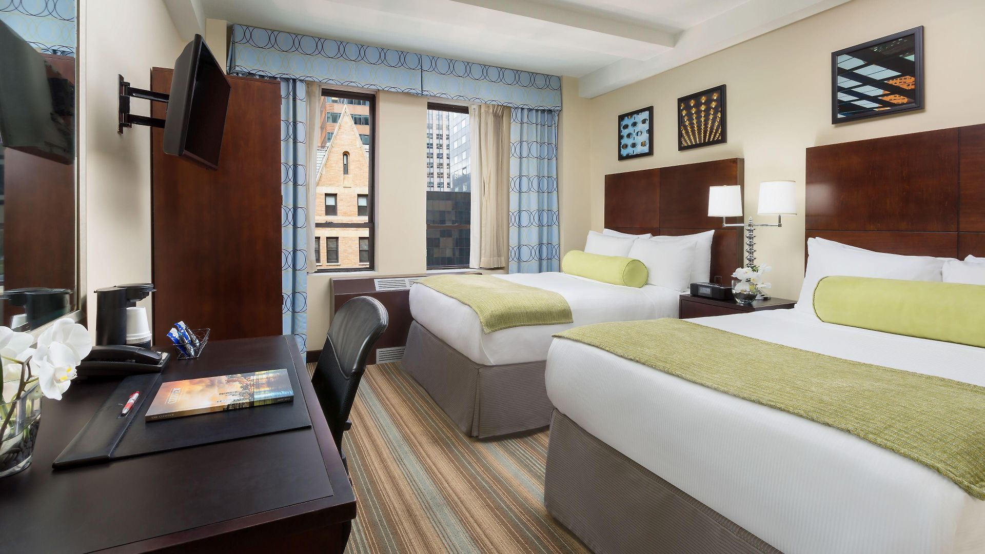 Aura Times Square Hotel New York