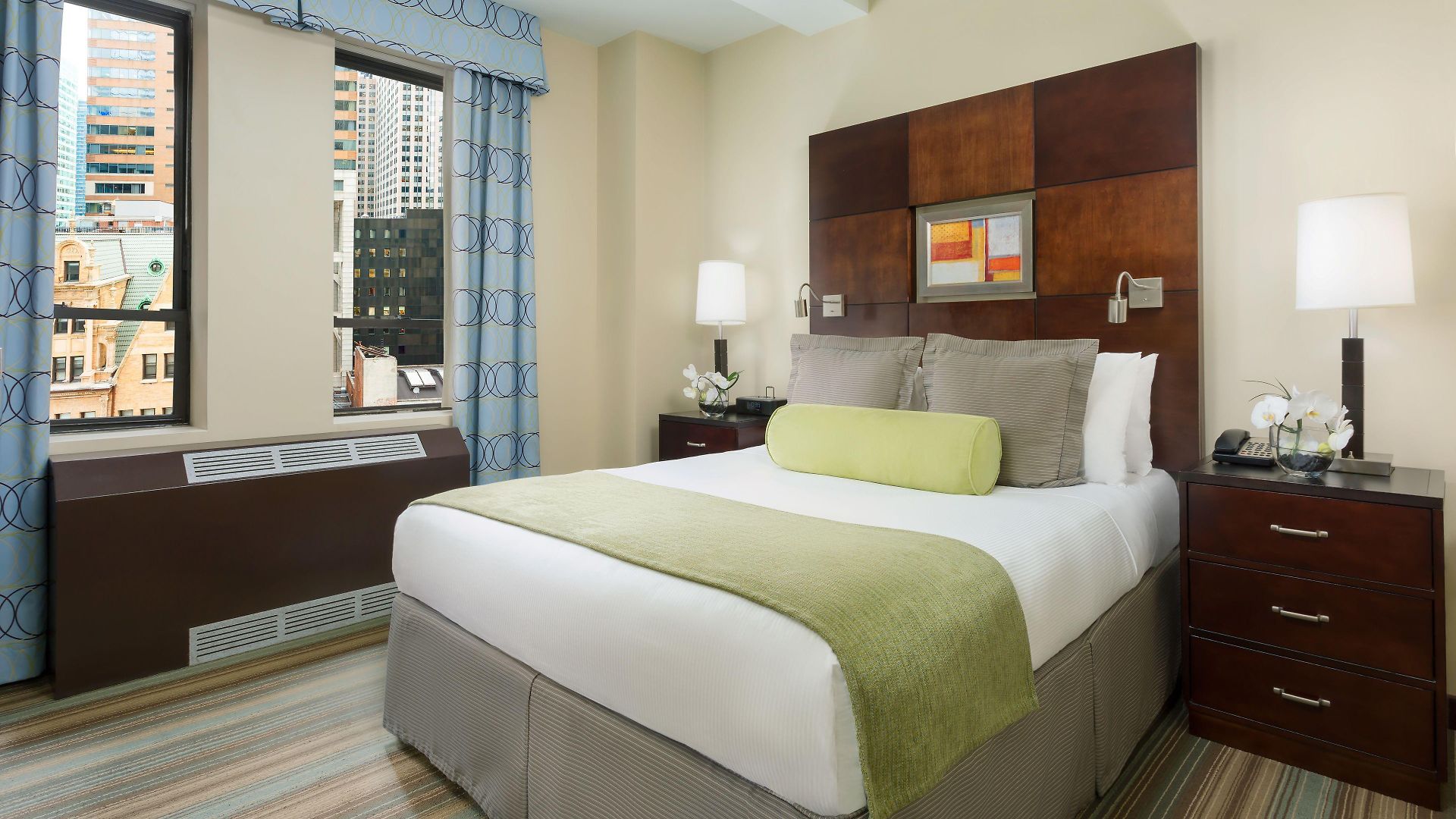 Aura Times Square 4* New York