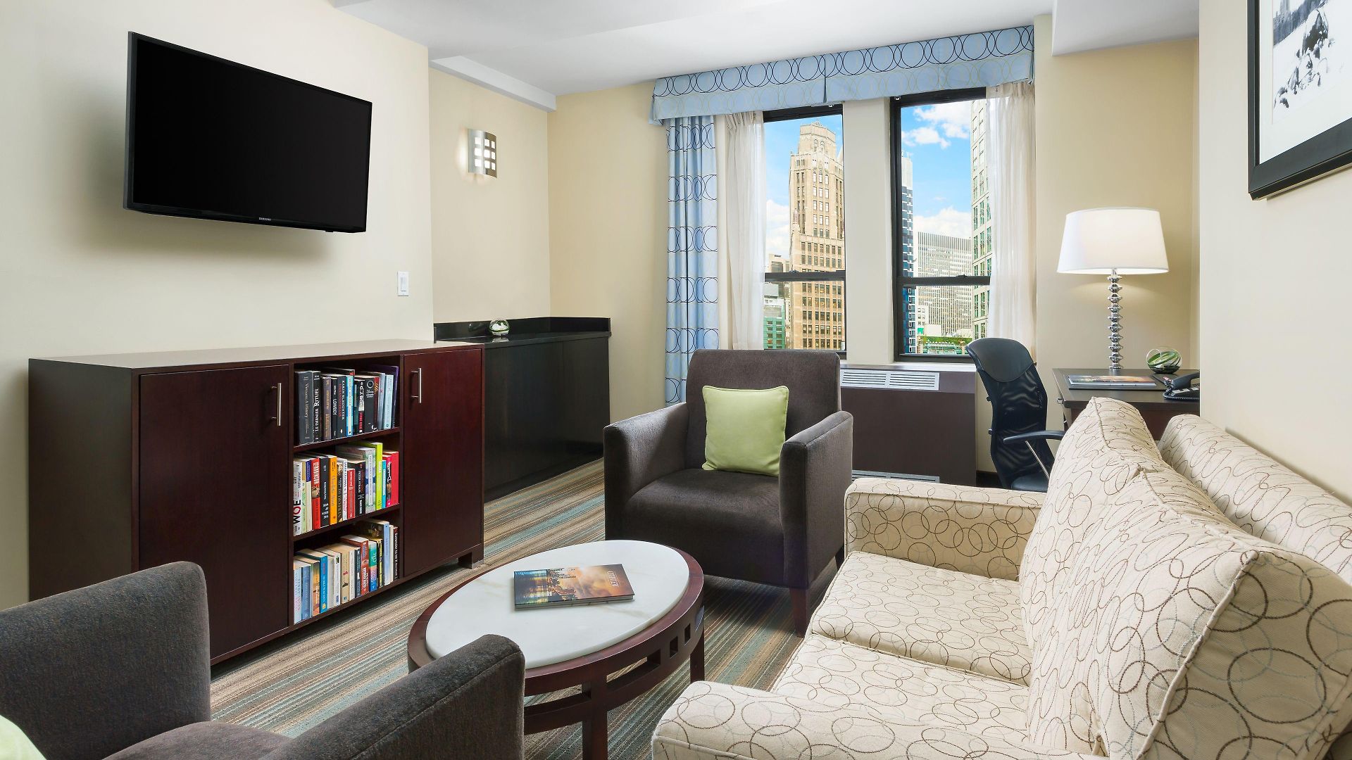 Aura Times Square Hotel