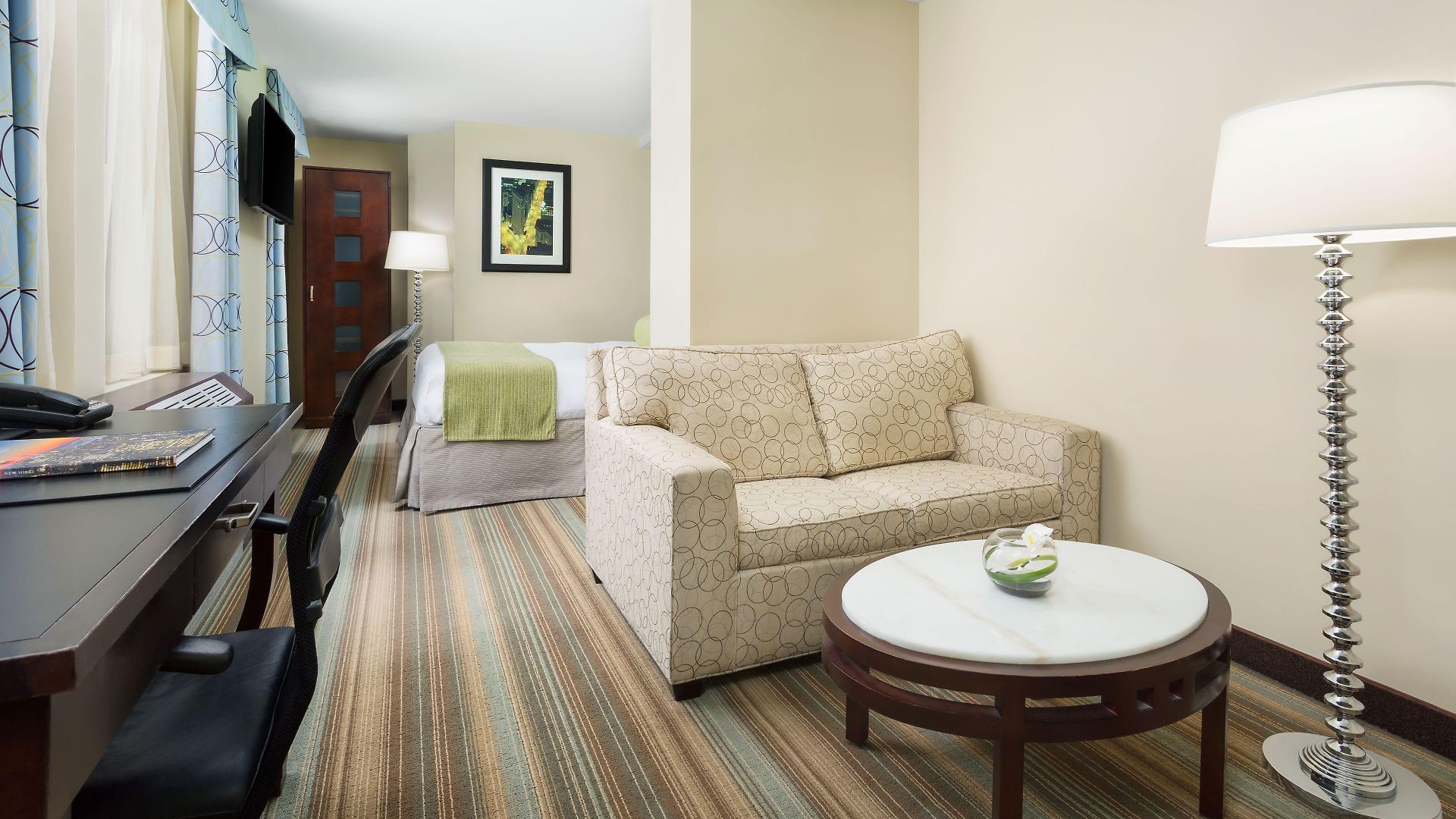 Aura Times Square Hotel New York