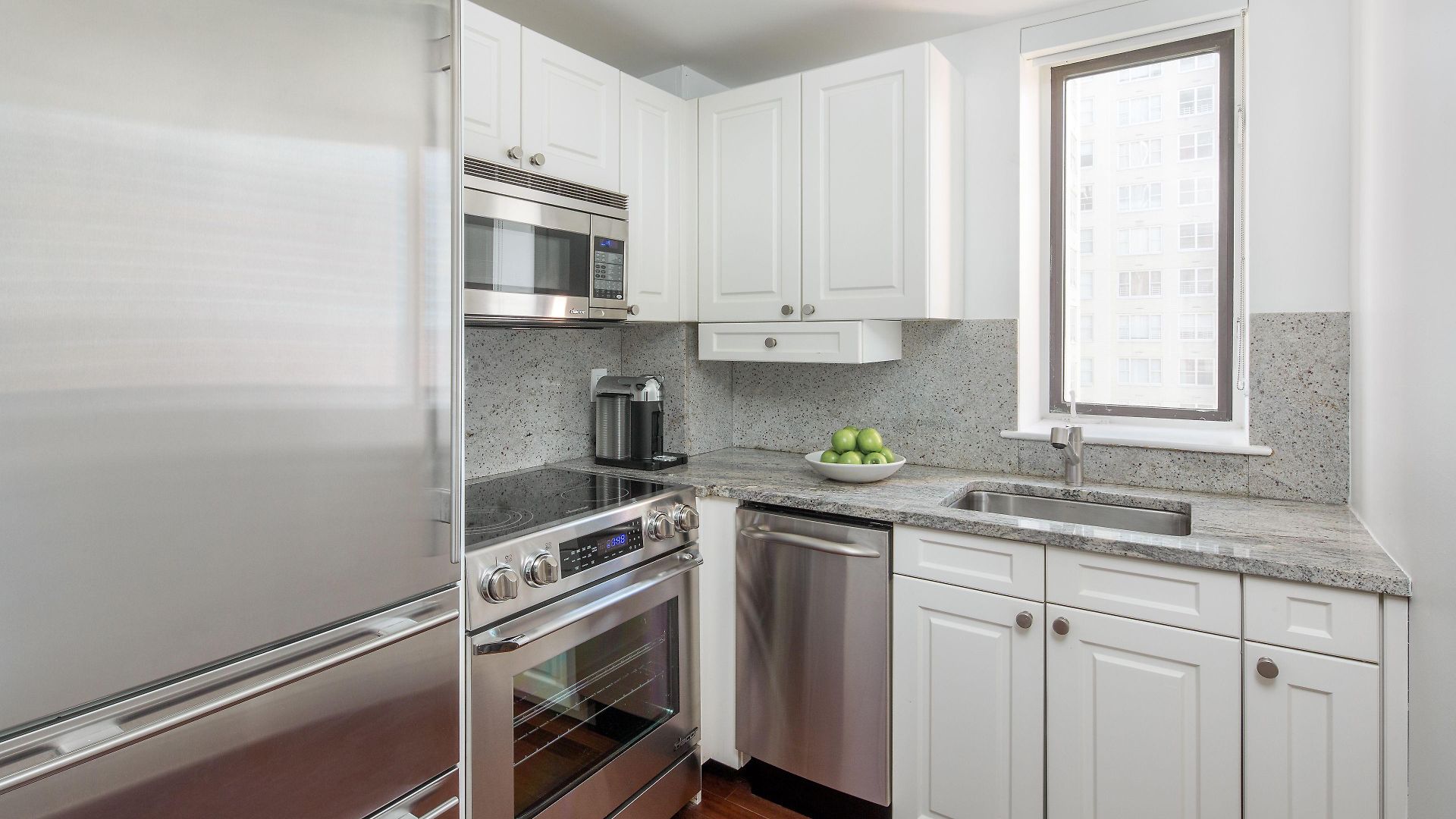Aka Sutton Place Aparthotel 4*