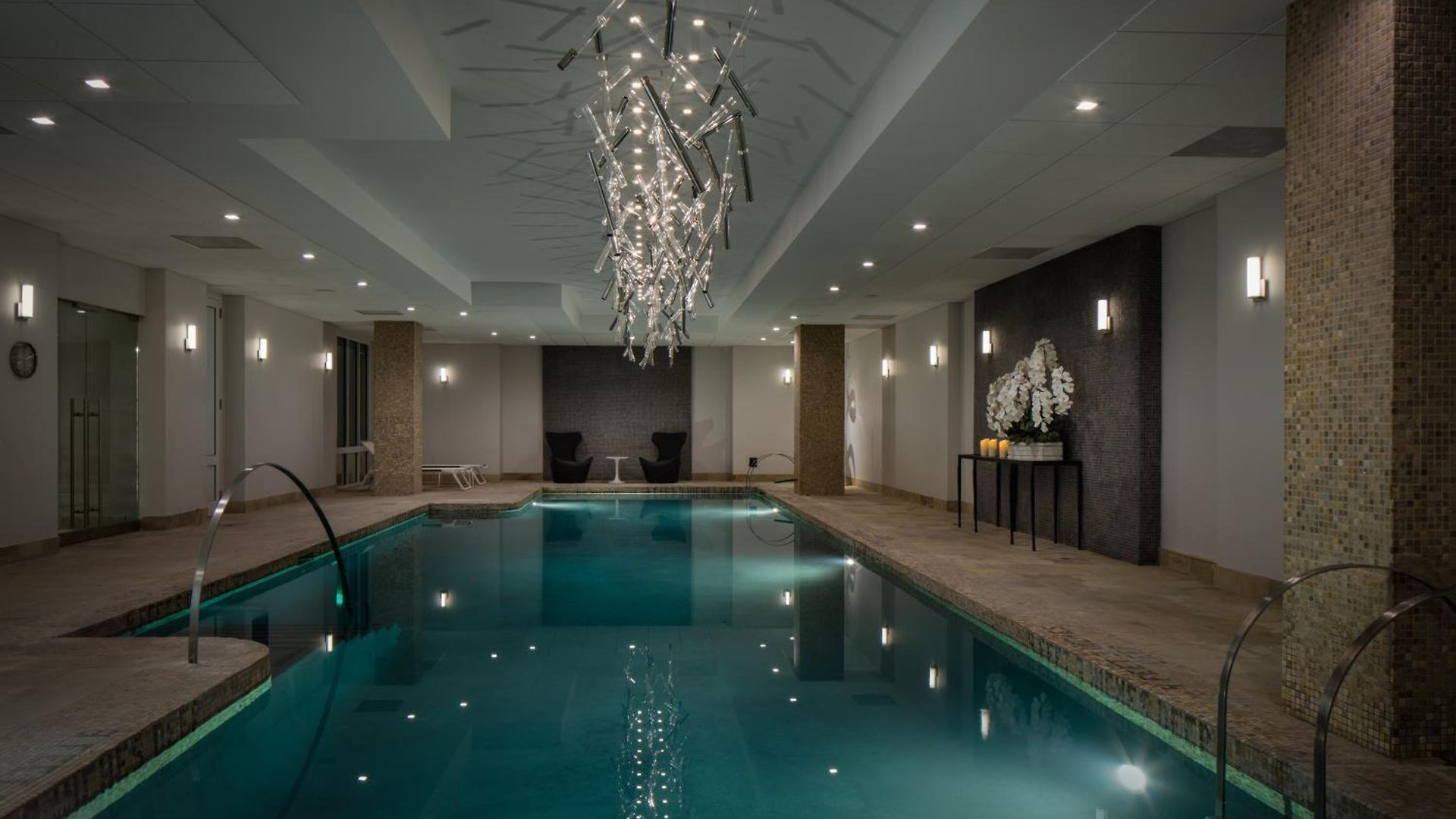 Aka Sutton Place Aparthotel 4*