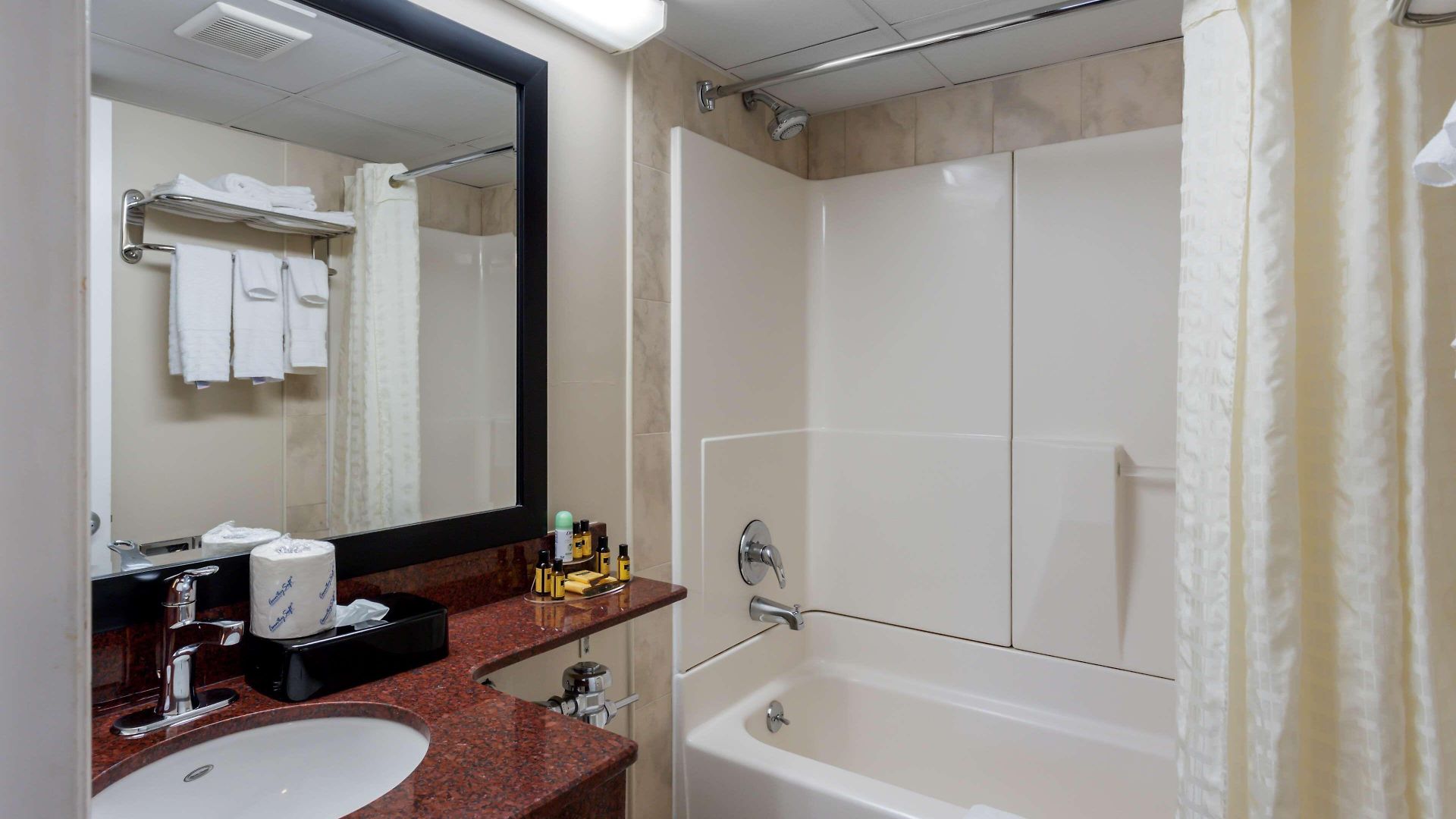Western Brooklyn Bay 3* New York